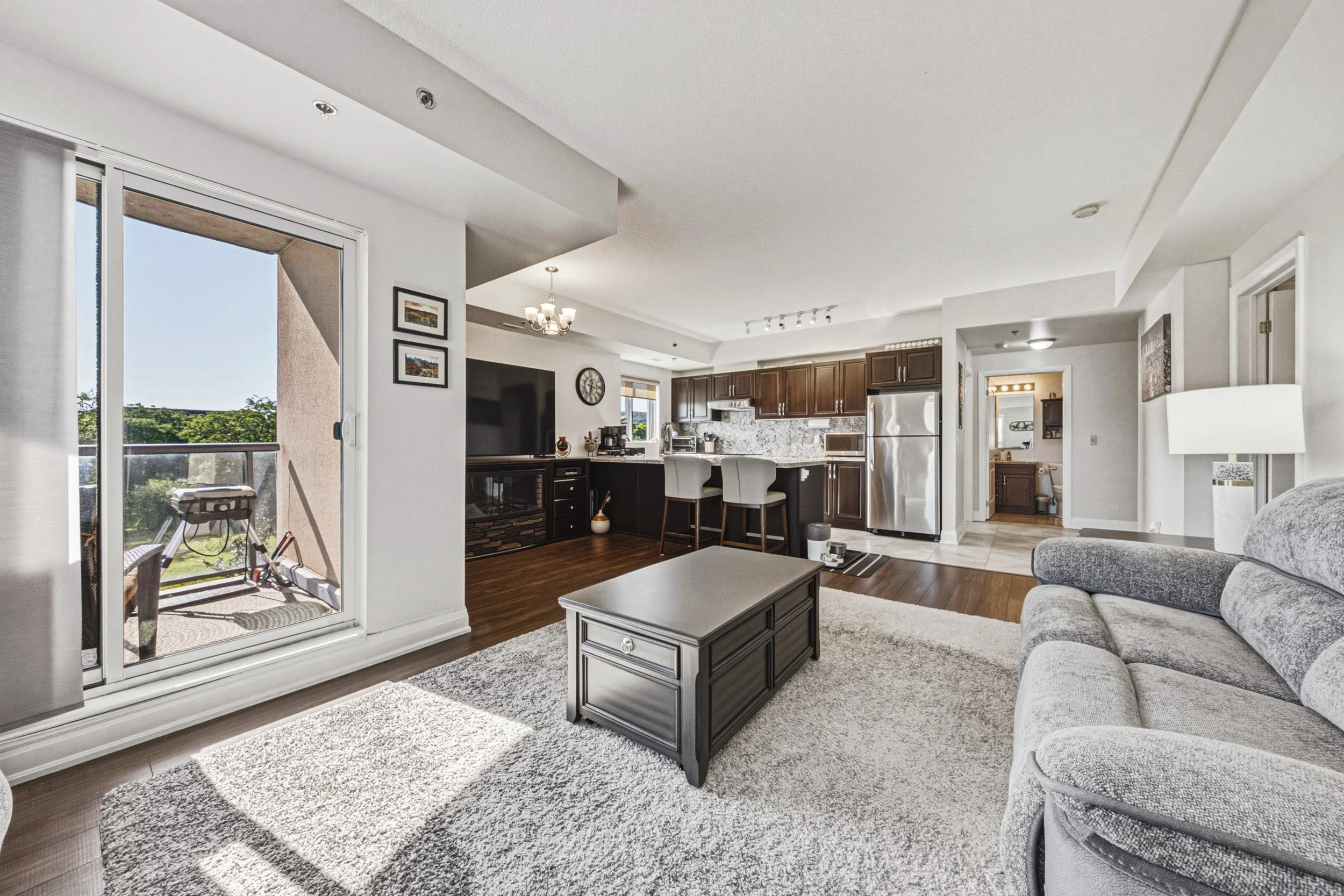 14 - 325 Highway 8 #308, Stoney Creek.jpg