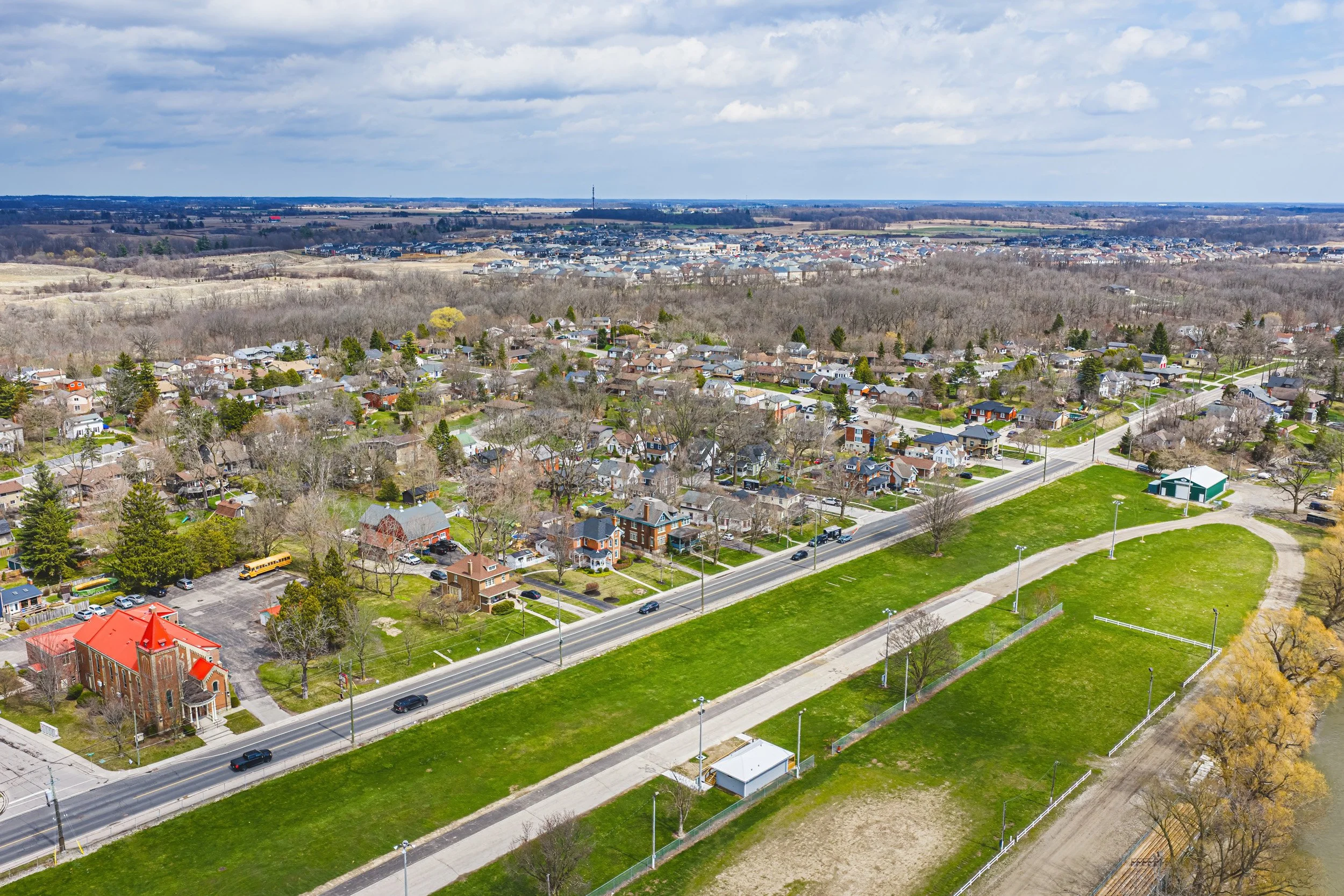 42 - 30 Grand Ave, Caledonia.jpg