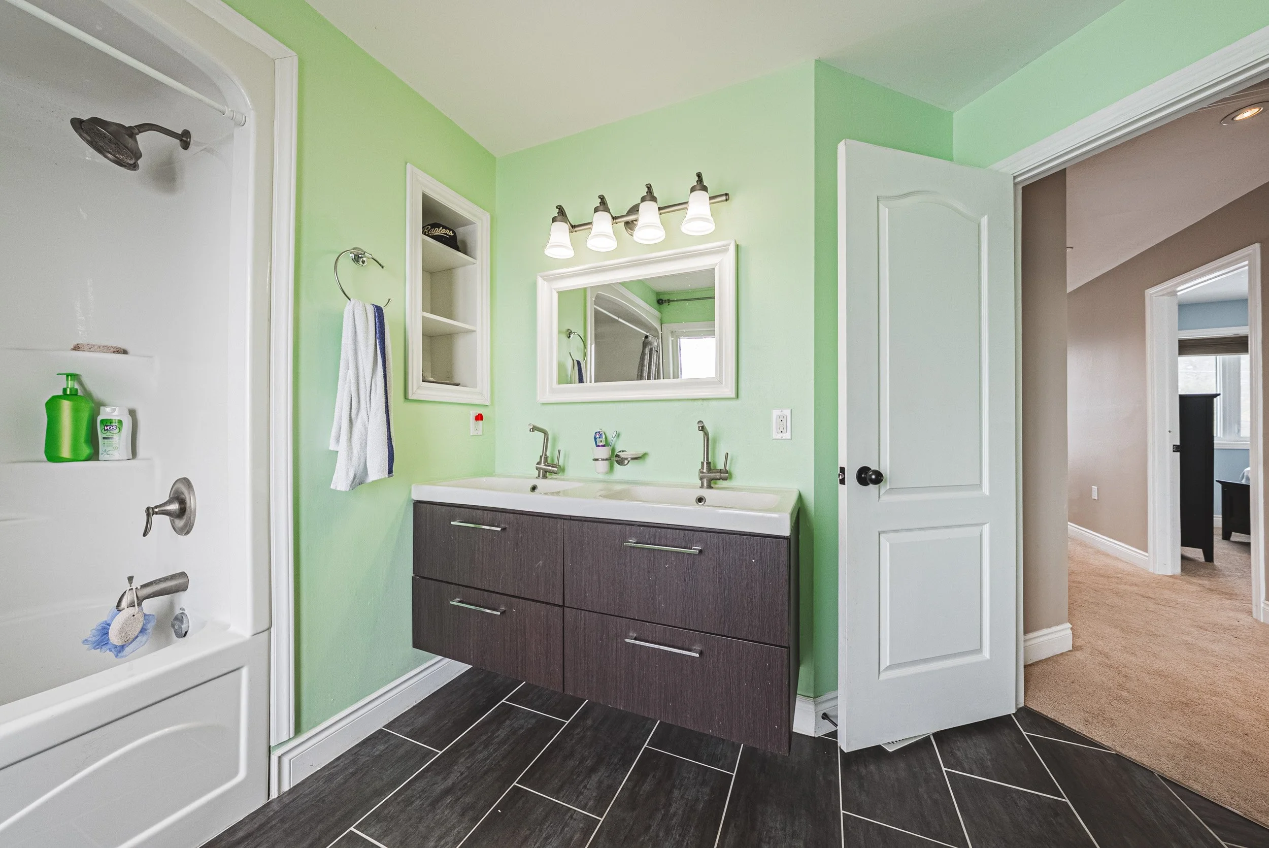 26 - 2801 North Shore, Wainfleet.jpg