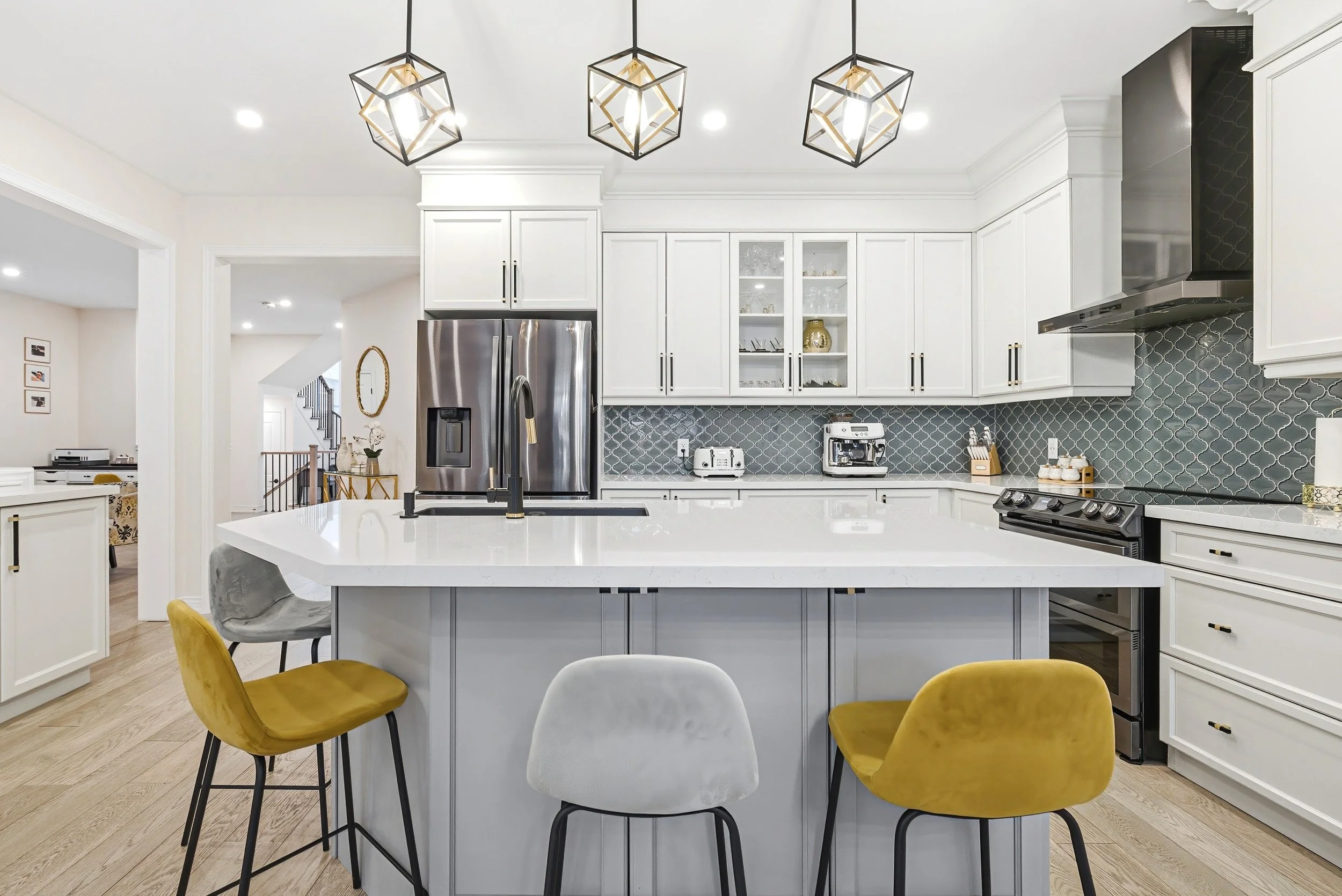 12 - 90 Robertson Rd, Ancaster.jpg