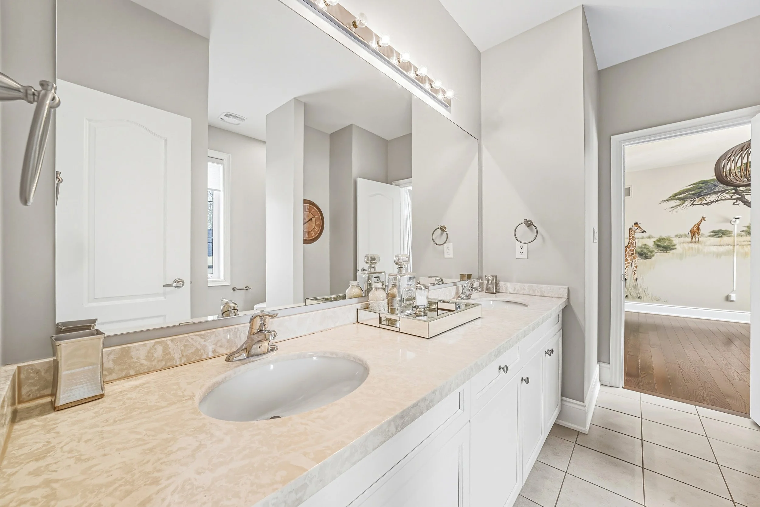 49 - 197 Nottingham Forest Rd, Bradford.jpg