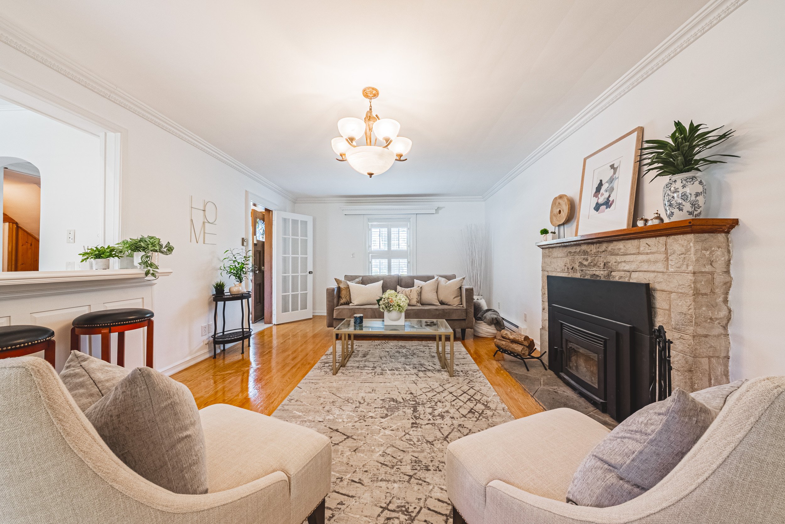 7 - 5039 Valley Way, Niagara Falls.jpg