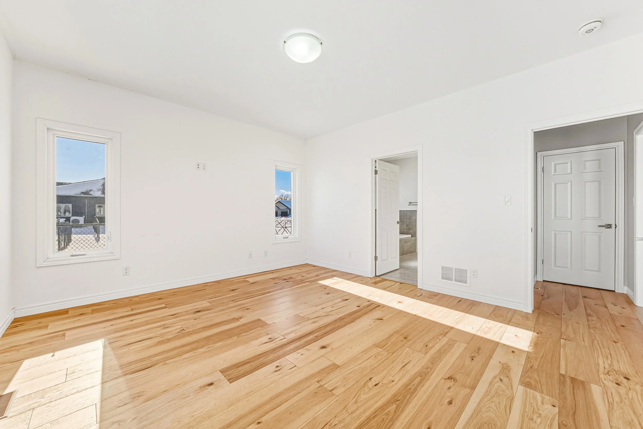 24 - 1 Phillips Court, Dunnville.jpg