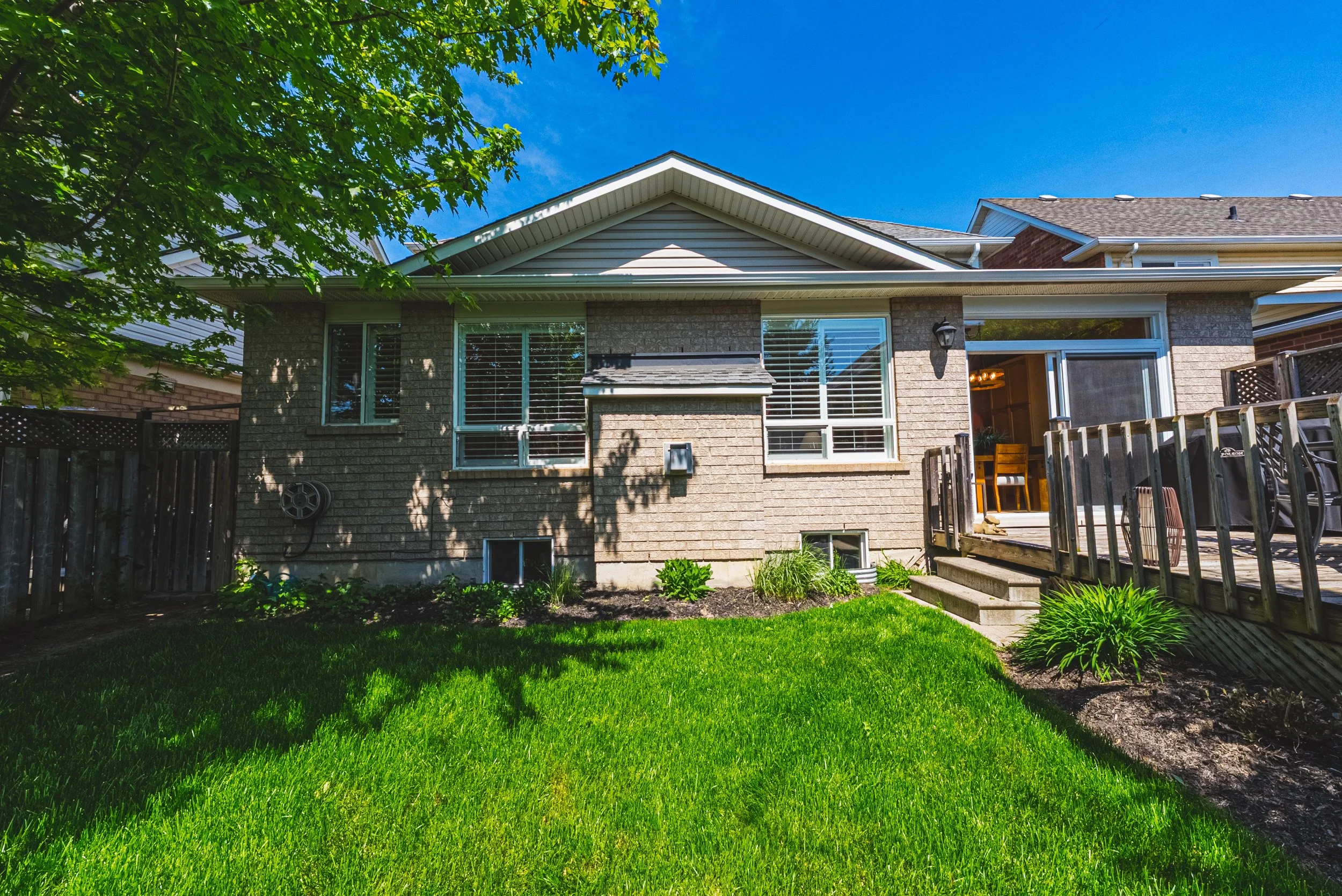 34 - 1588 Ramshaw Cres, Milton.jpg