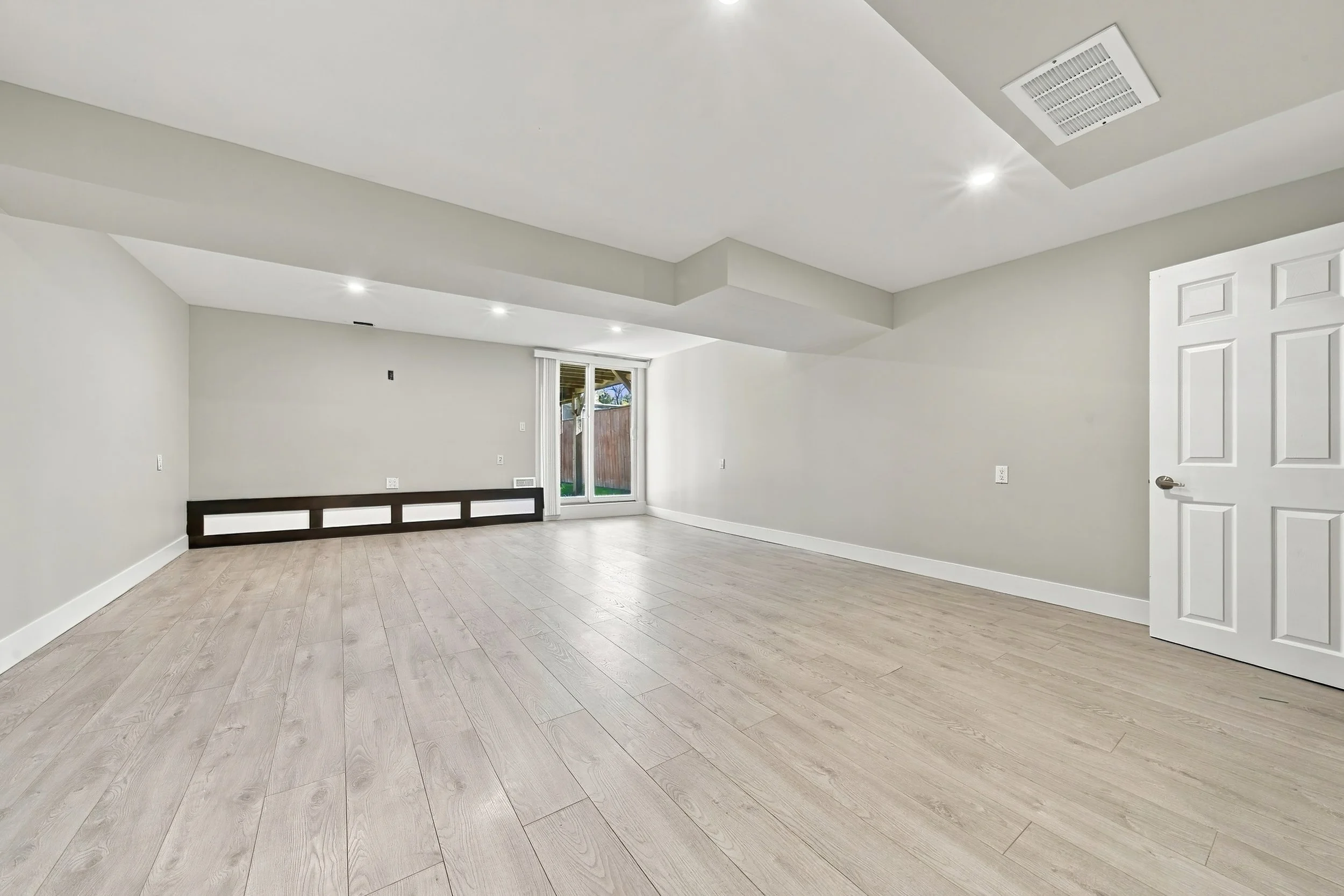 41-35 Thames Wy Hamilton.jpg