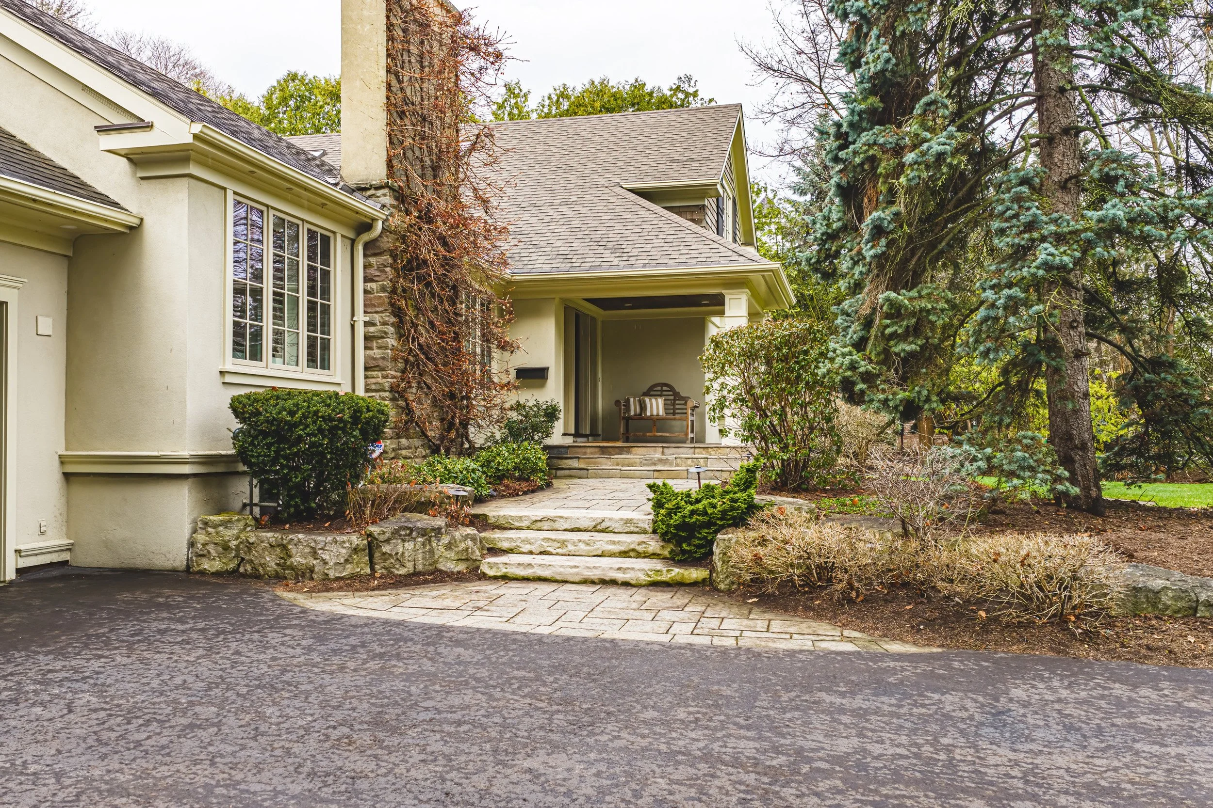 54 - 7 Colonial Cres, Oakville.jpg