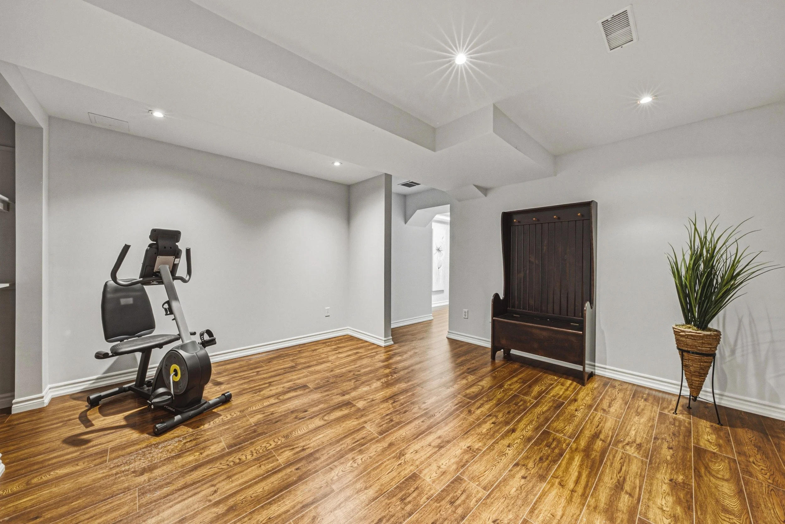 29 - 2206 Donald Rd, Burlington.jpg