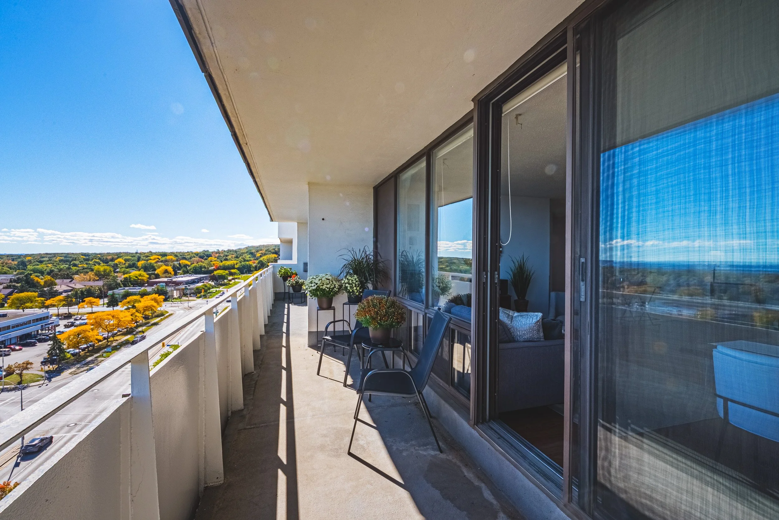 29 - 2055 Upper Middle Rd #1105, Burlington.jpg
