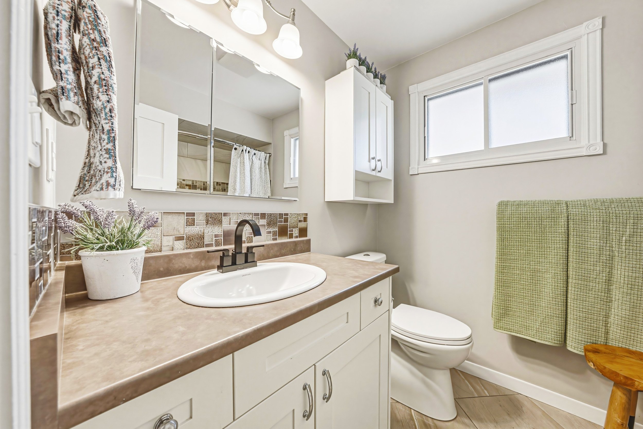 21 - 103 Empress Ave, Hamilton.jpg