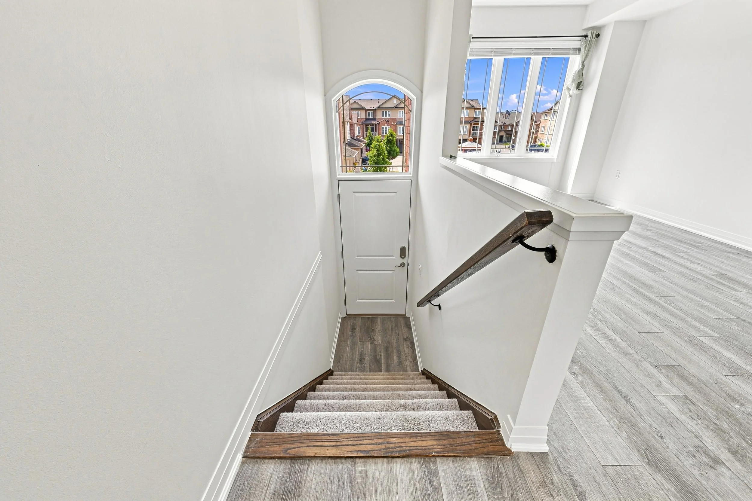 5 - 94 Laguna Village Cres, Hamilton.jpg
