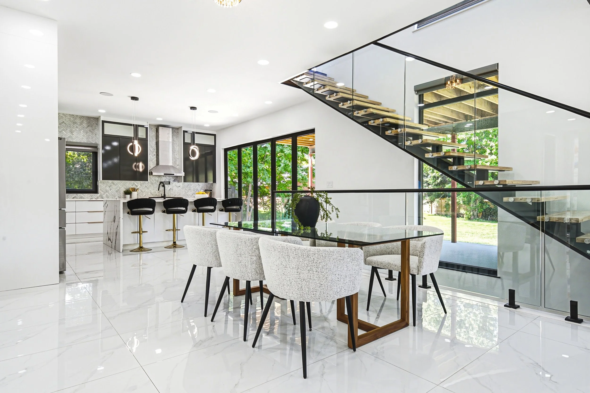 15 - 4511 Guelph Line, Burlington.jpg
