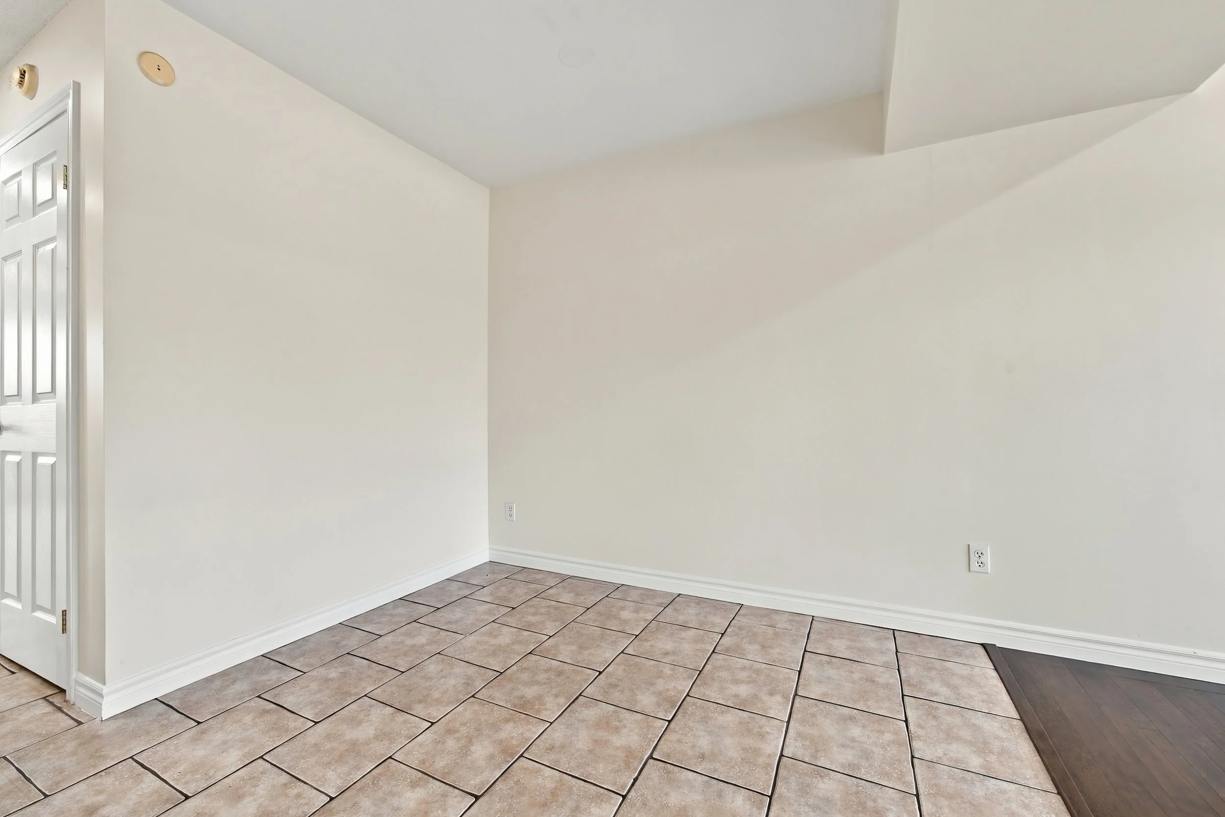 20-35 Thames Wy Hamilton.jpg
