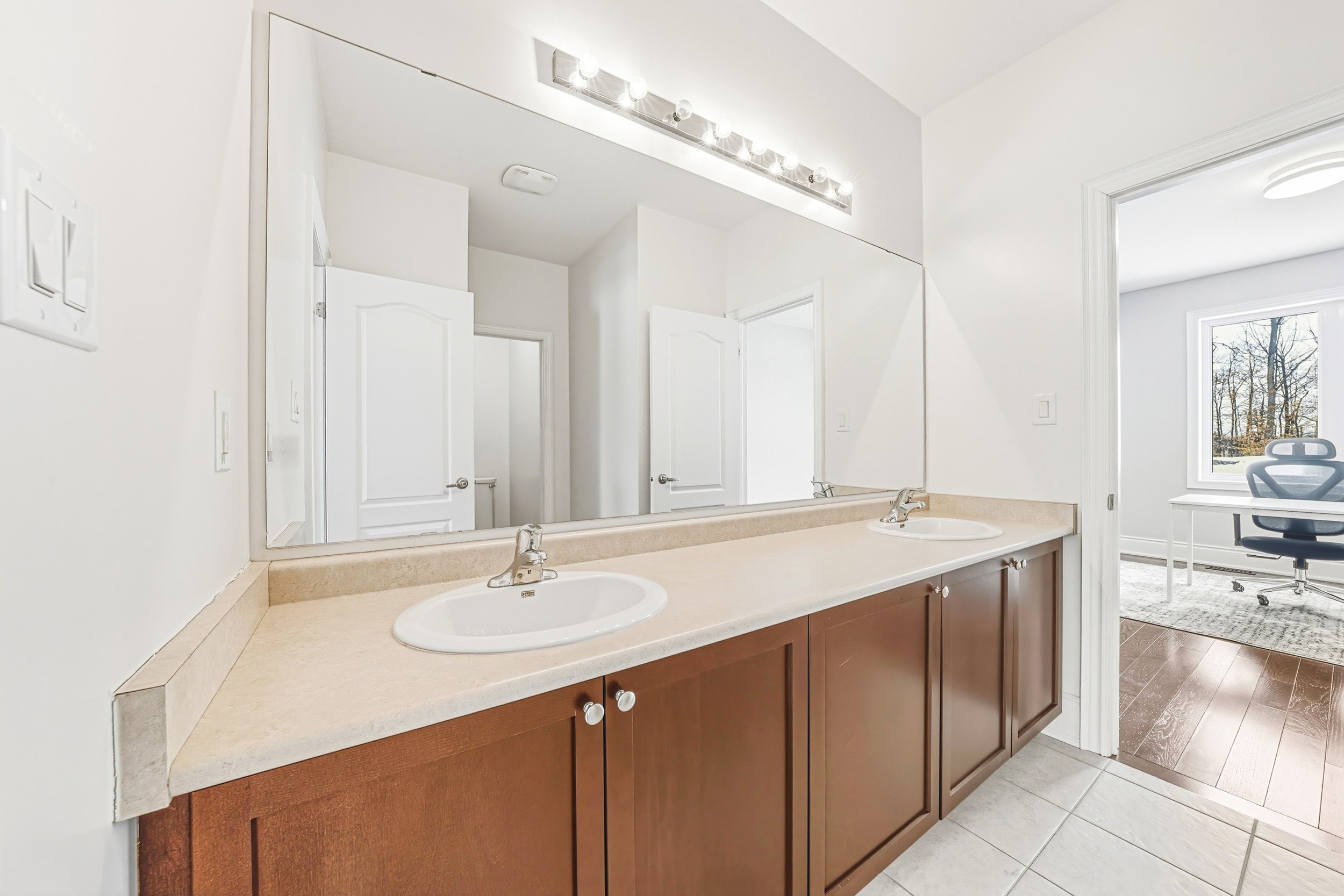 54 - 197 Nottingham Forest Rd, Bradford.jpg