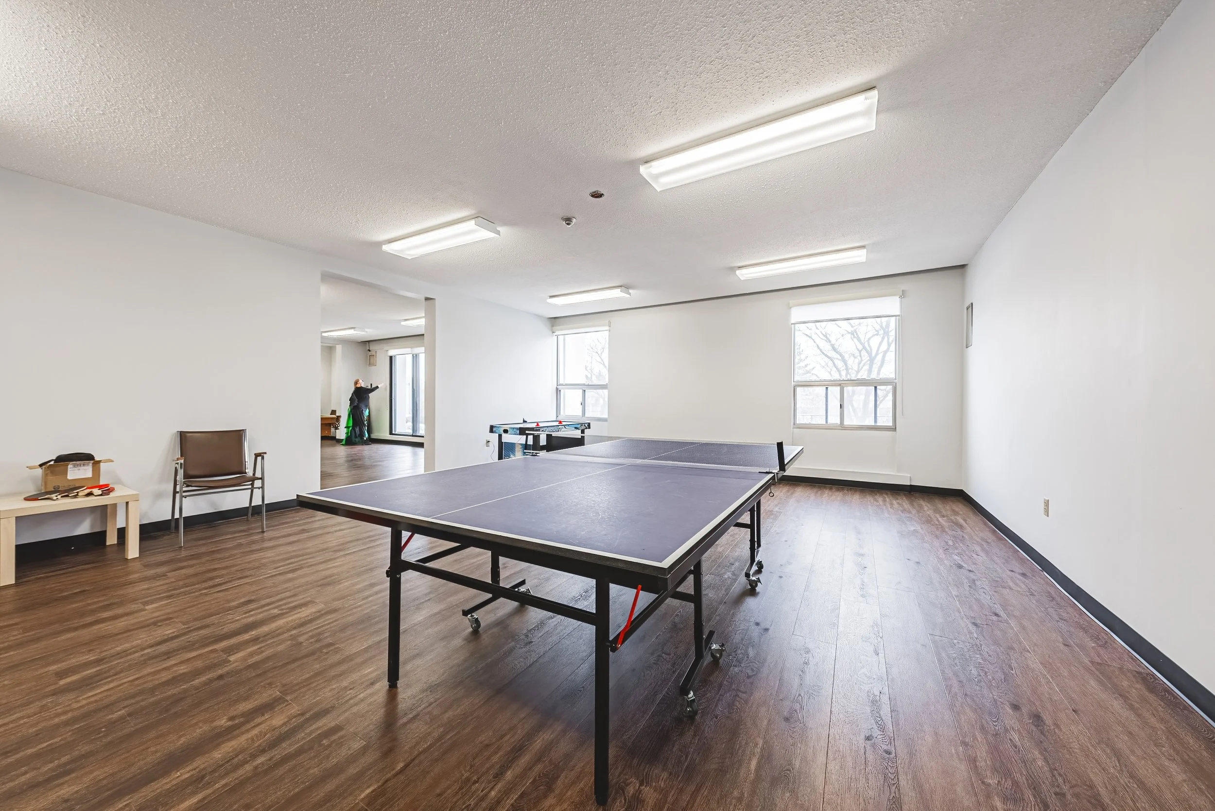 39 - 2055 Upper Middle Rd #1201, Burlington.jpg