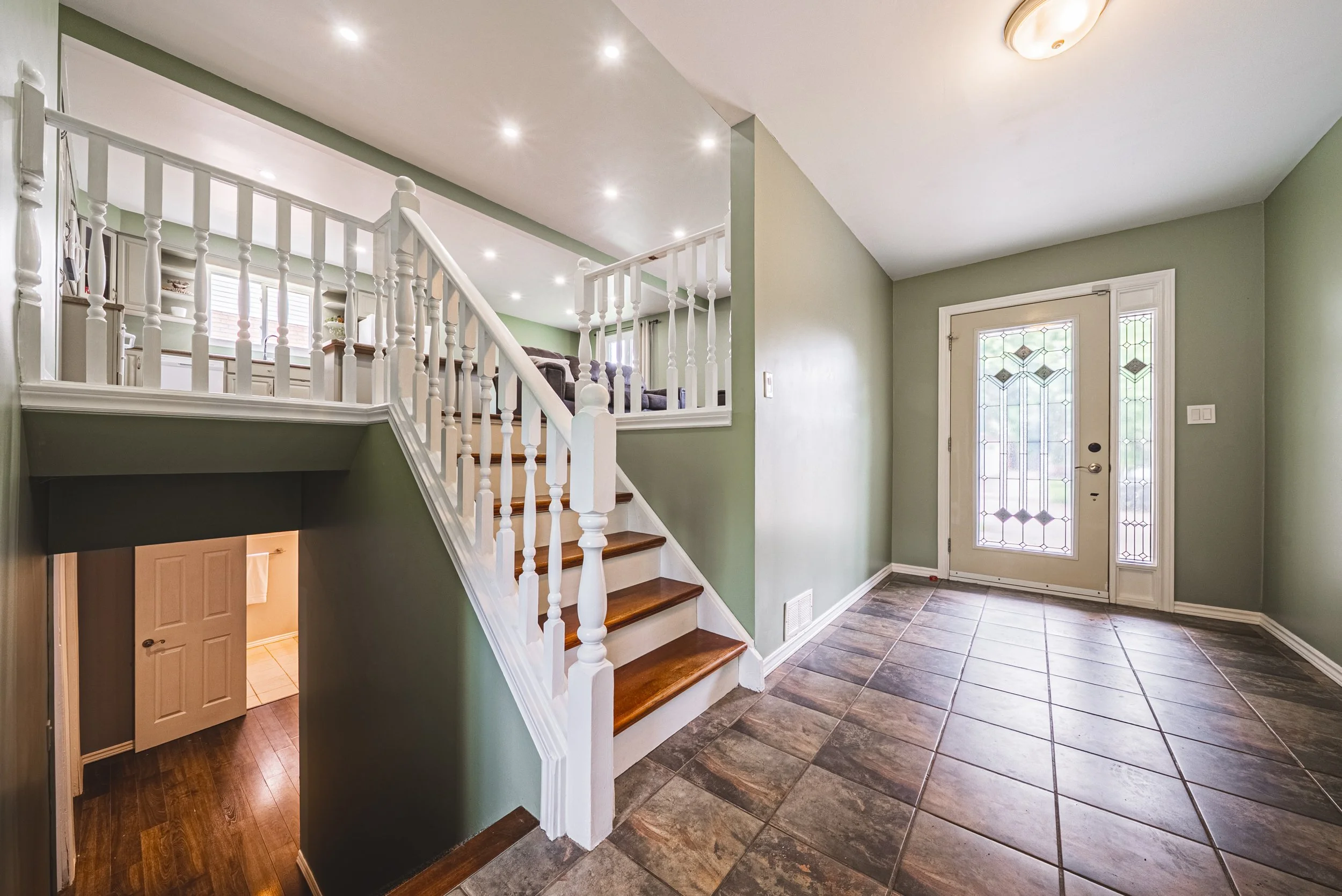 6-27 Ludlow Crescent, Brantford.jpg