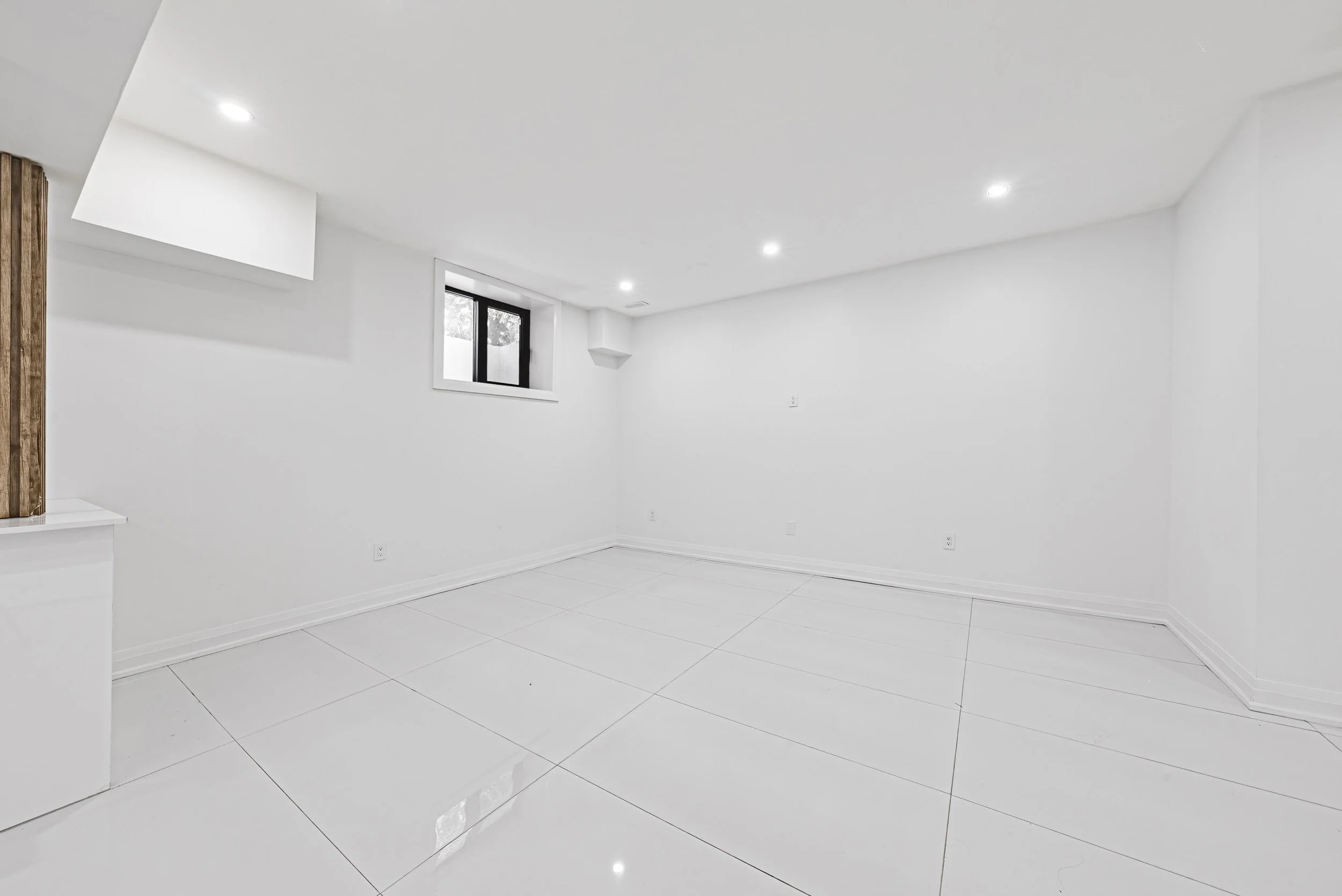 53 - 4511 Guelph Line, Burlington.jpg