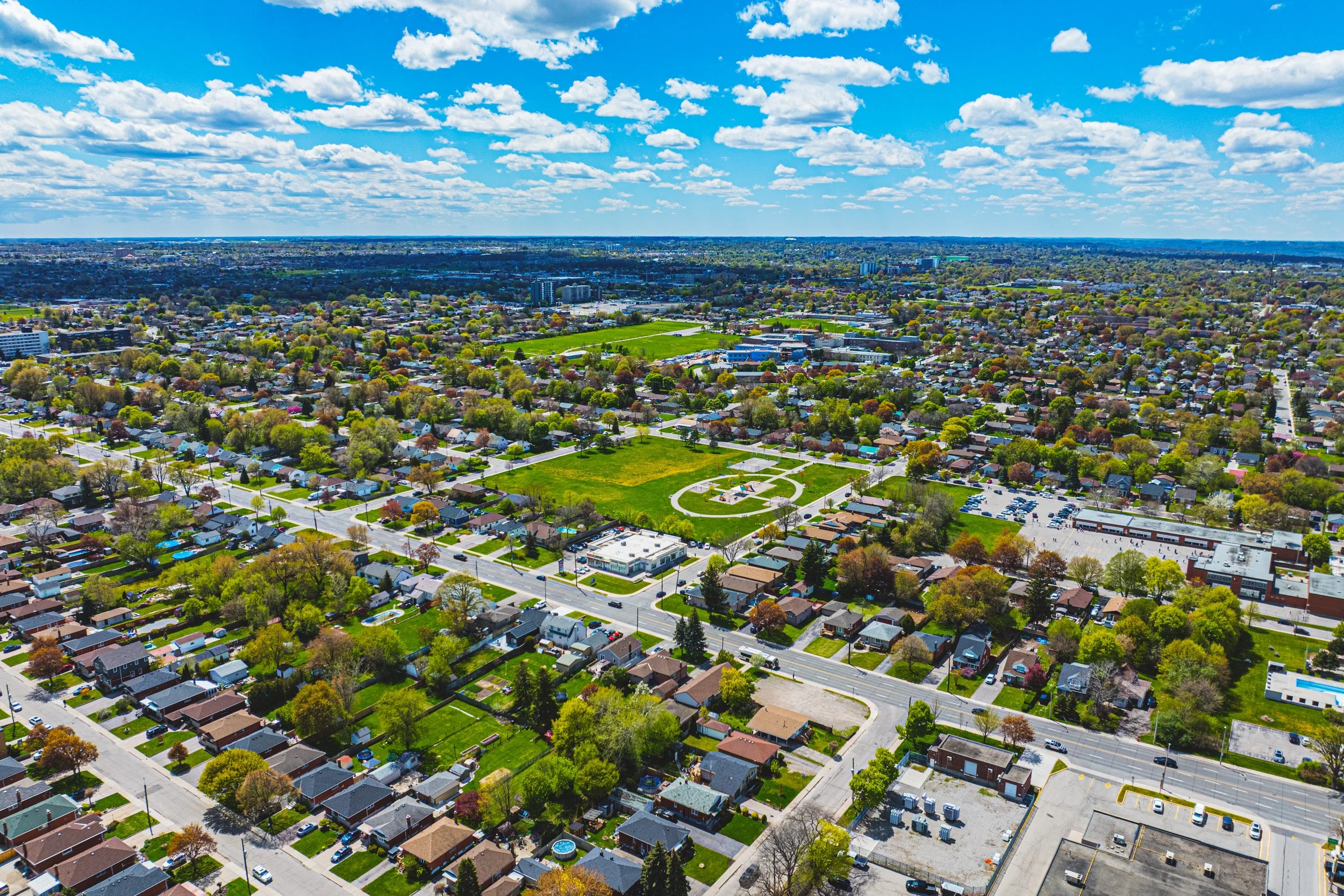 40 - 242 East 43rd St, Hamilton.jpg