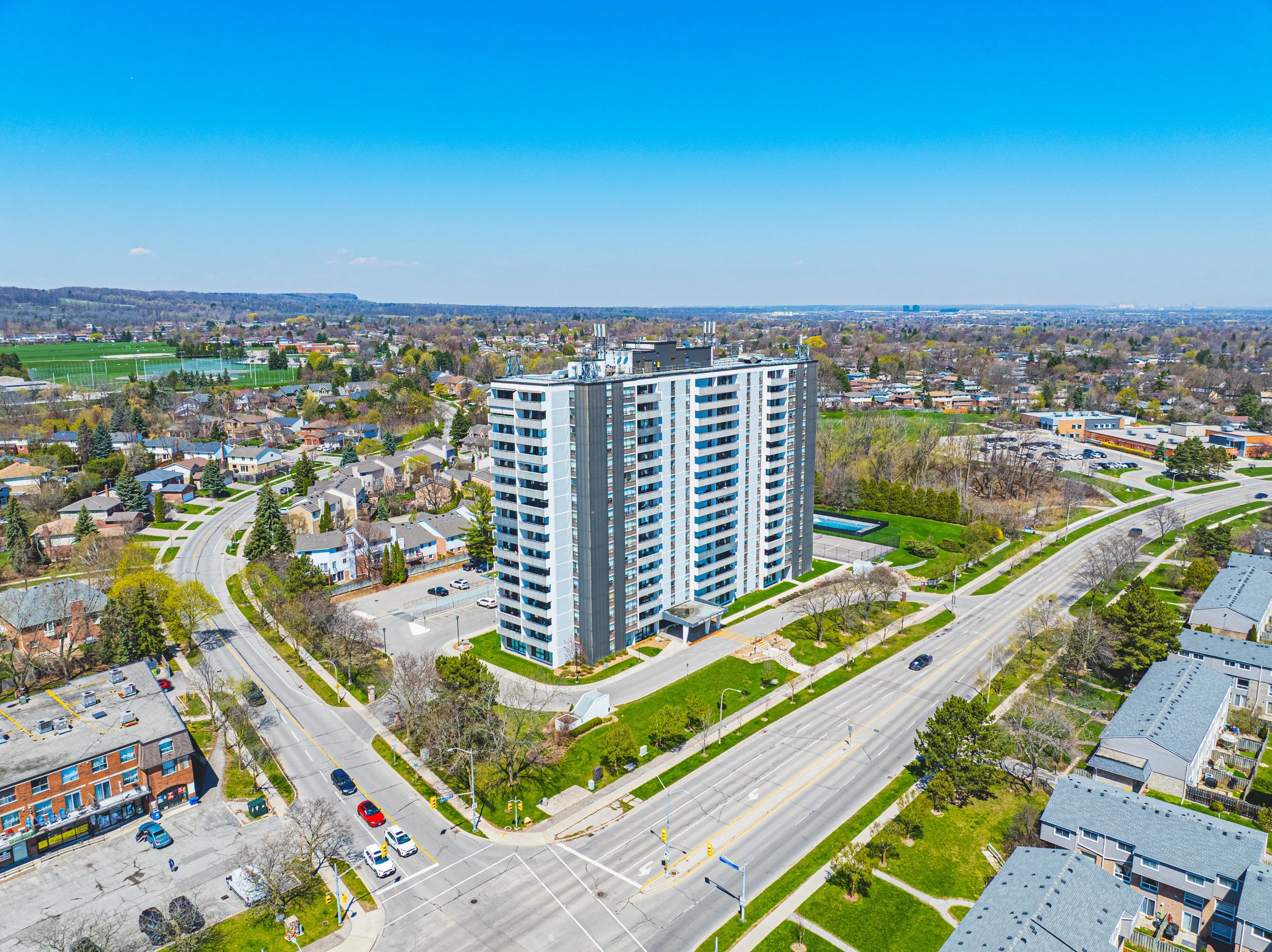 43 - 2055 Upper Middle Rd #705, Burlington.jpg