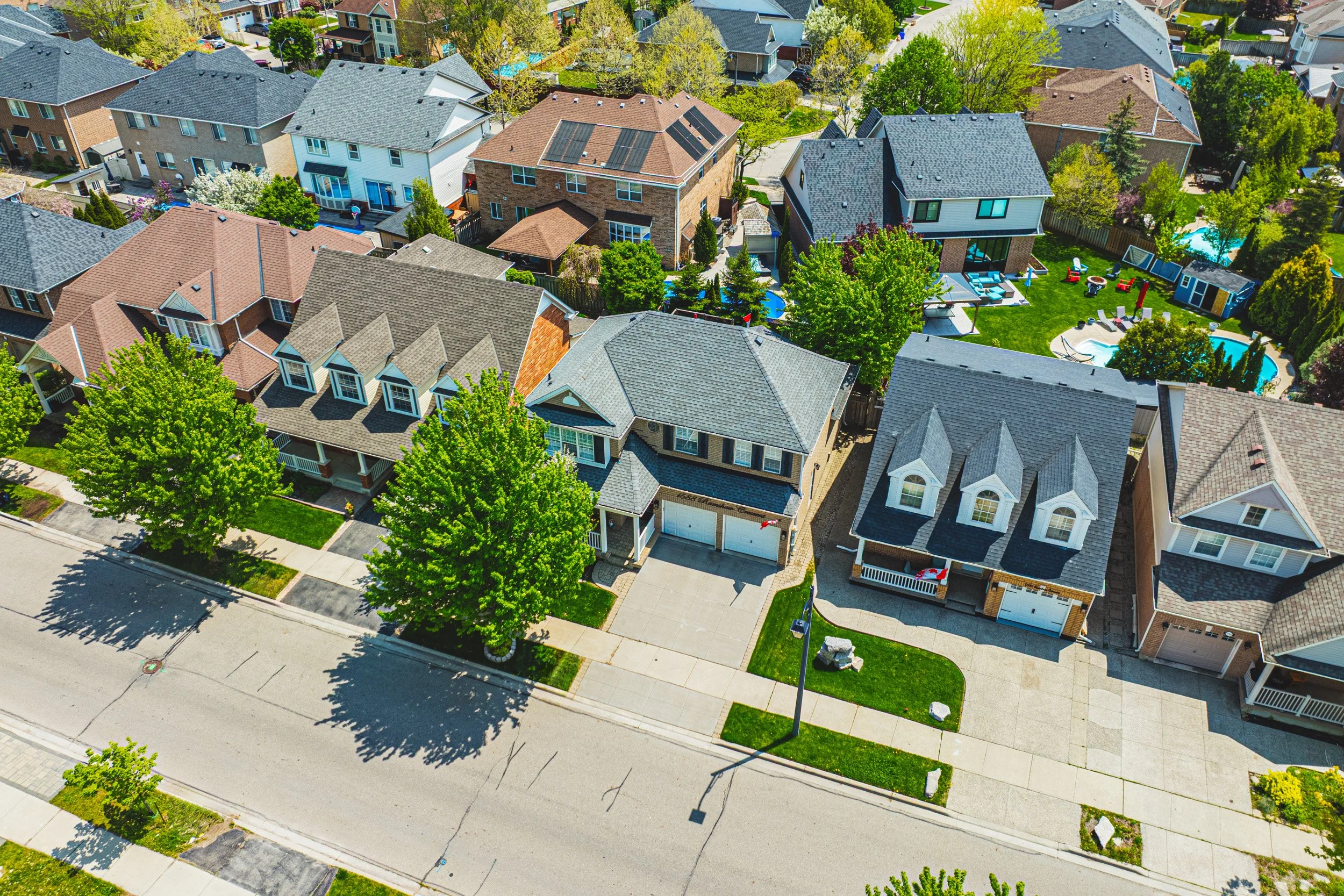 36 - 1588 Ramshaw Cres, Milton.jpg