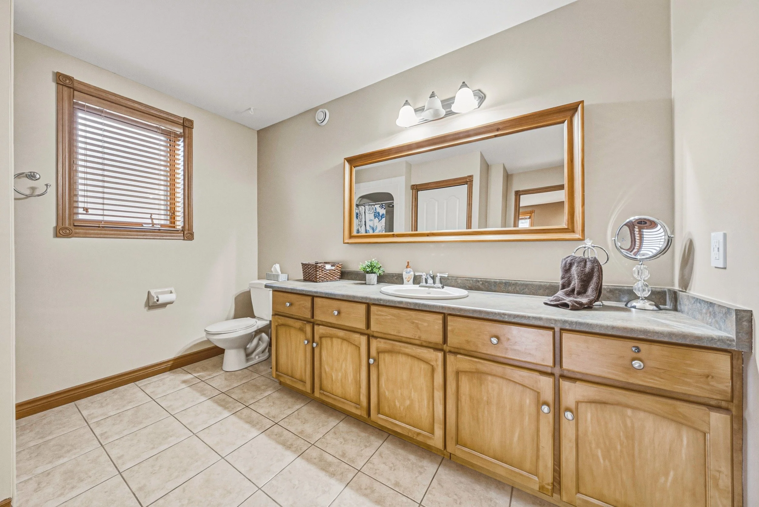 28 - 116 Attwood Dr, Cambridge.jpg