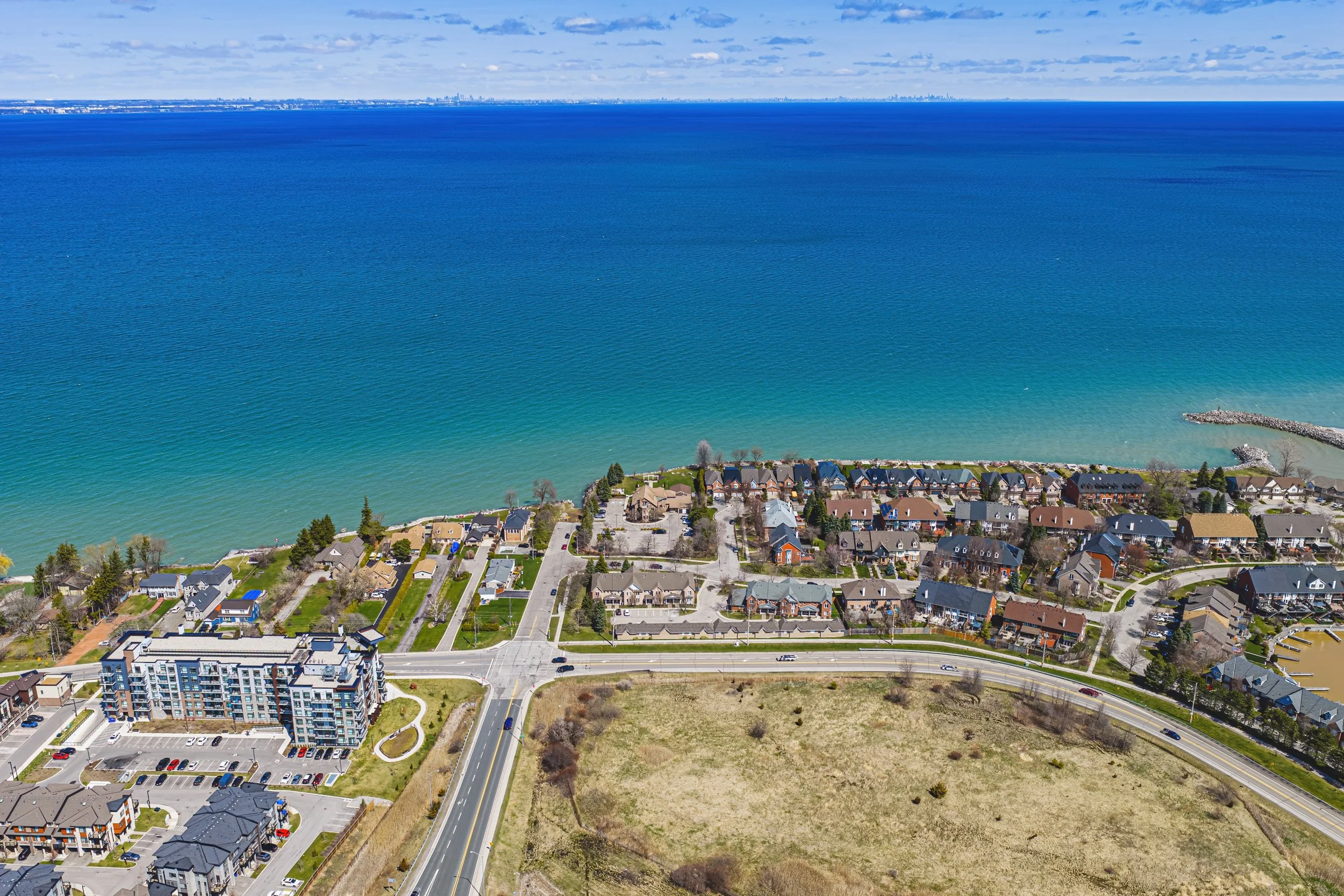 29 - 2 Harbour Dr #14, Stoney Creek.jpg