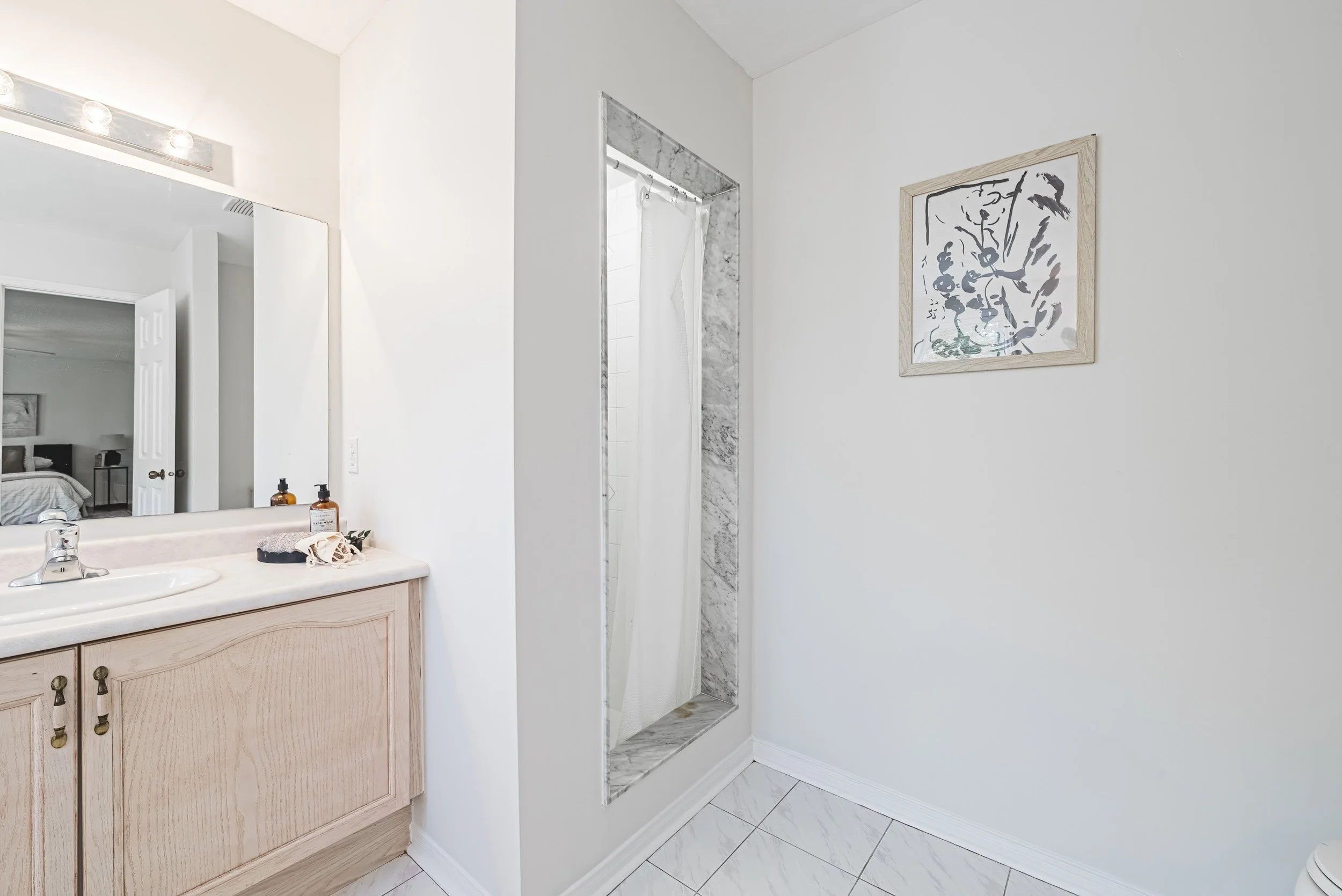 36 - 4153 Vermont Cres, Burlington.jpg