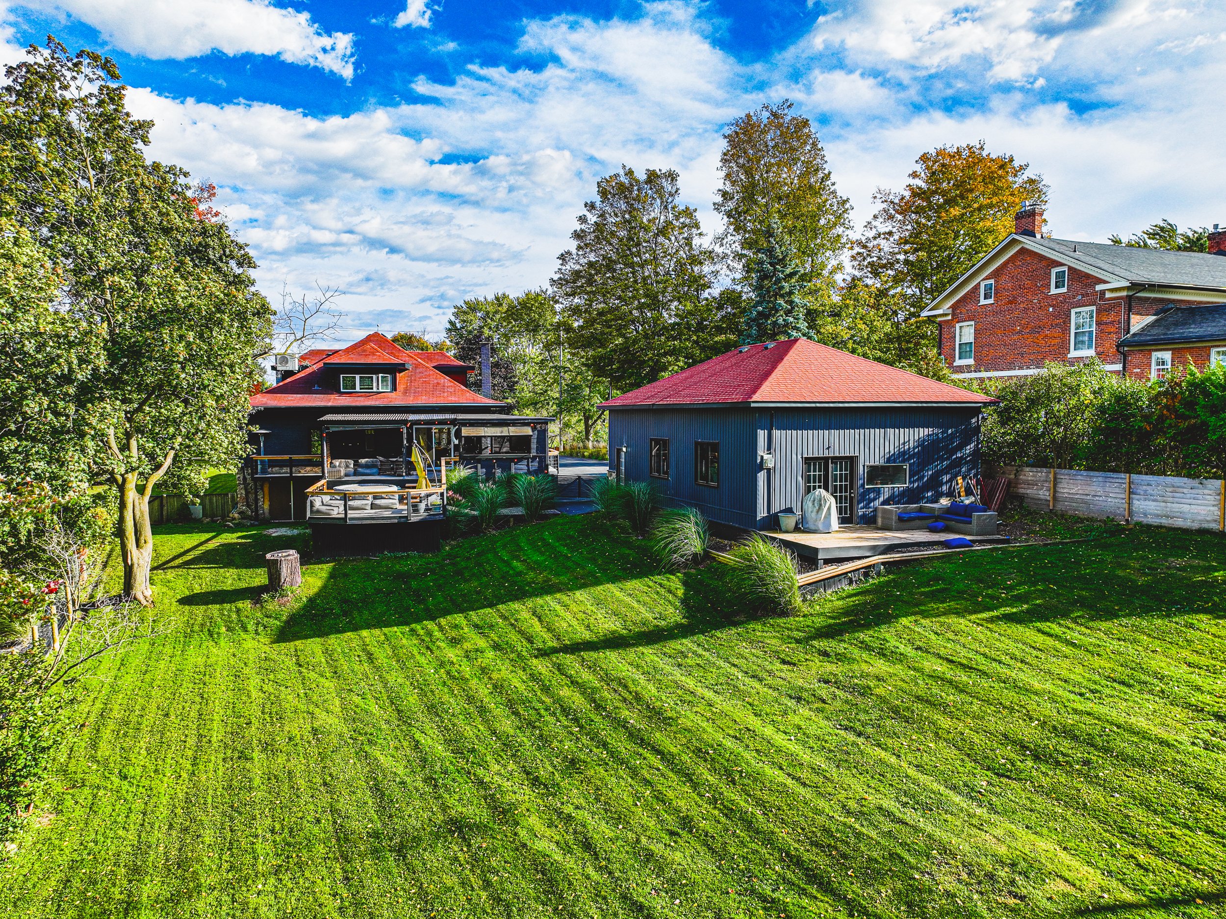 5-Drone - 595 Mt Pleasant Rd Brantford.jpg
