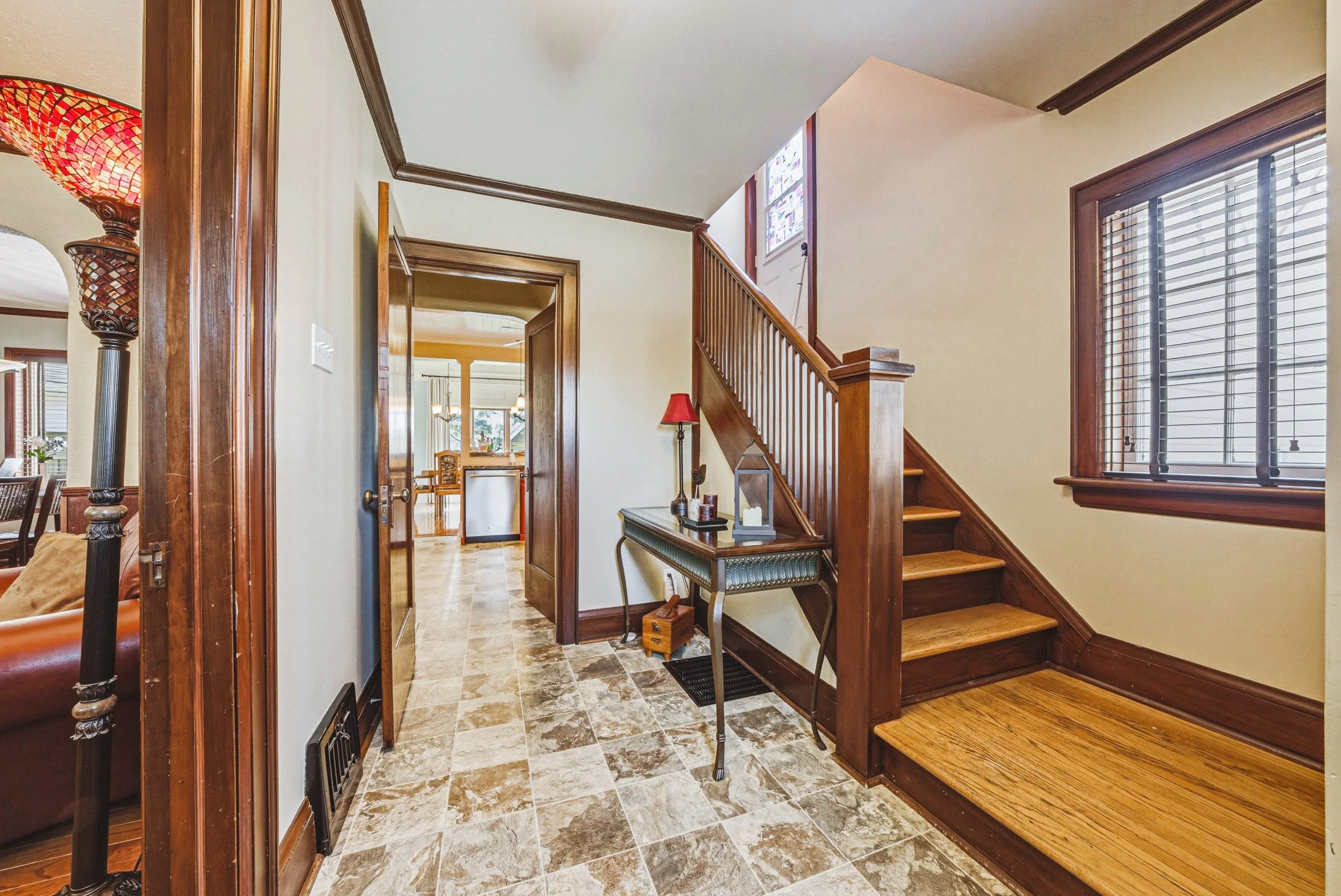 3 - 55 Van Camp Ave, Brampton.jpg