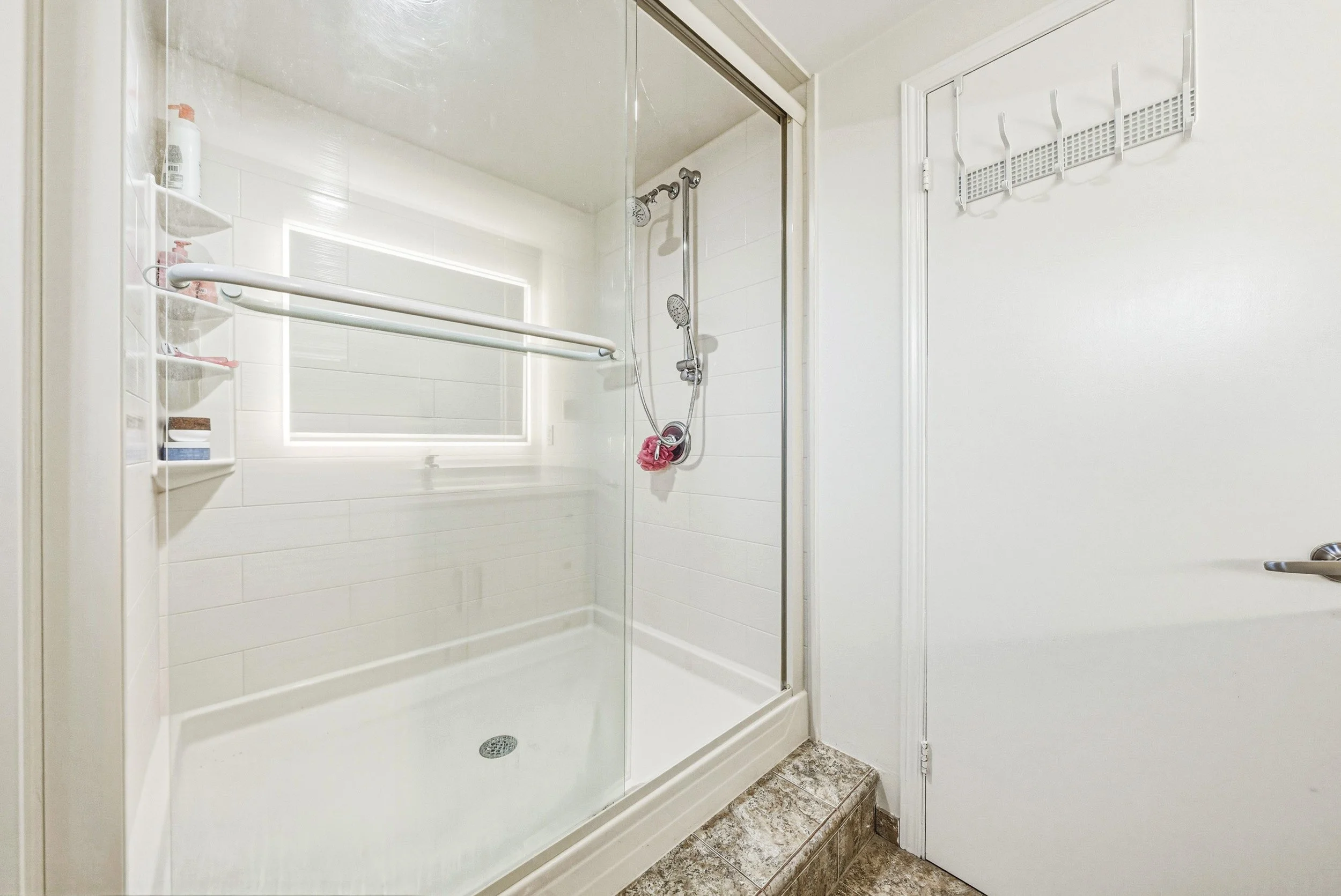 16 - 32 Ainsworth St, Stoney Creek.jpg