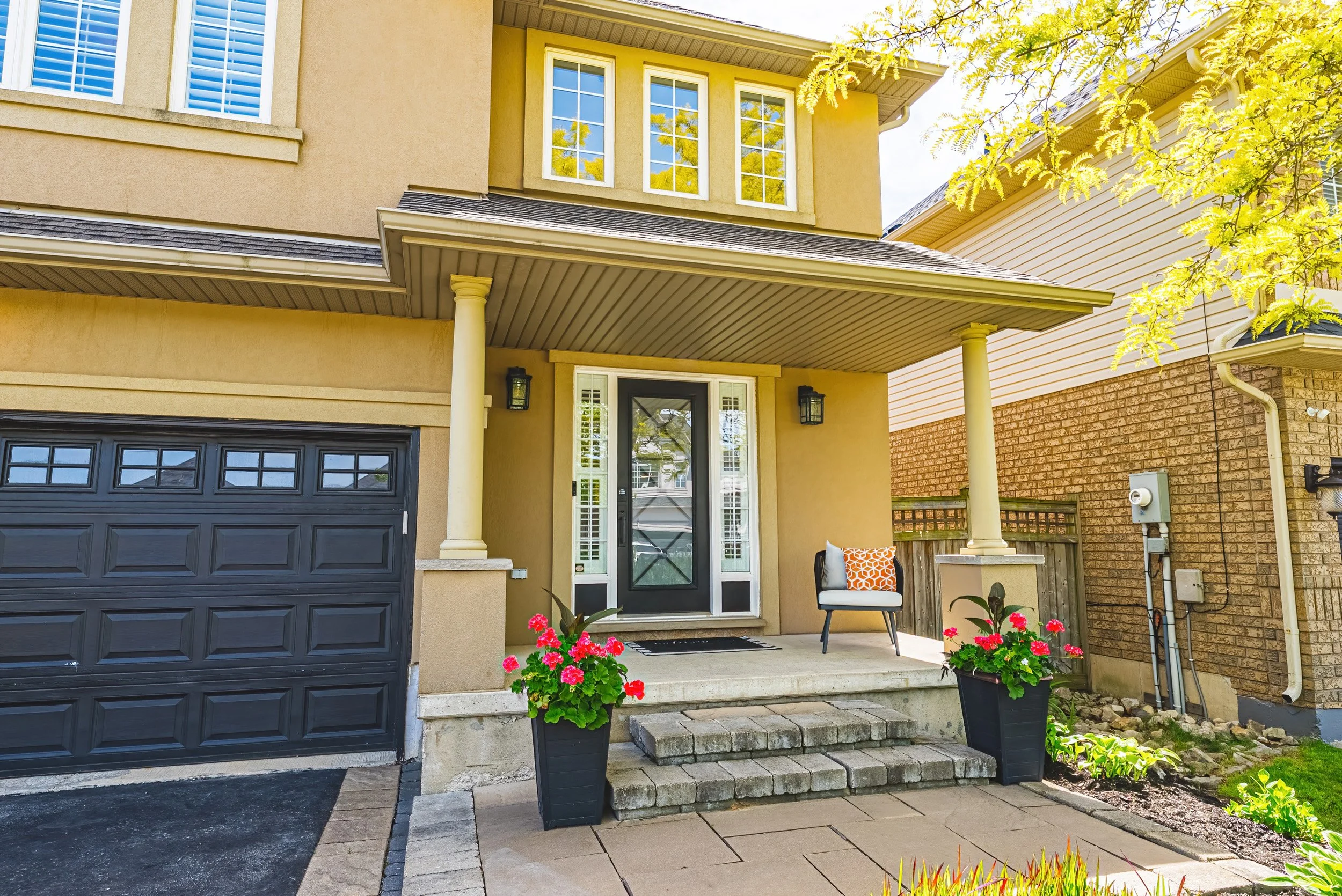 4 - 7 Camp Dr, Ancaster.jpg