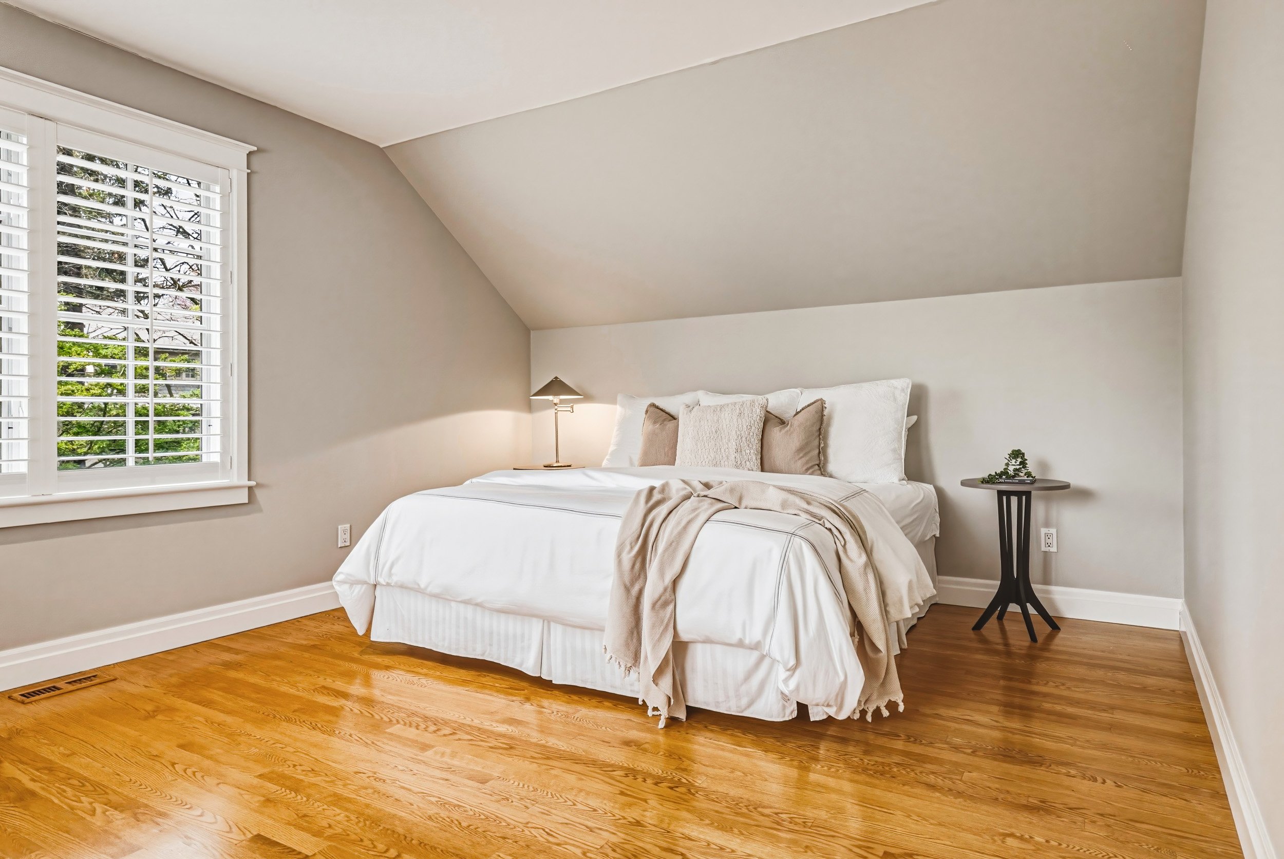 36 - 7 Colonial Cres, Oakville.jpg