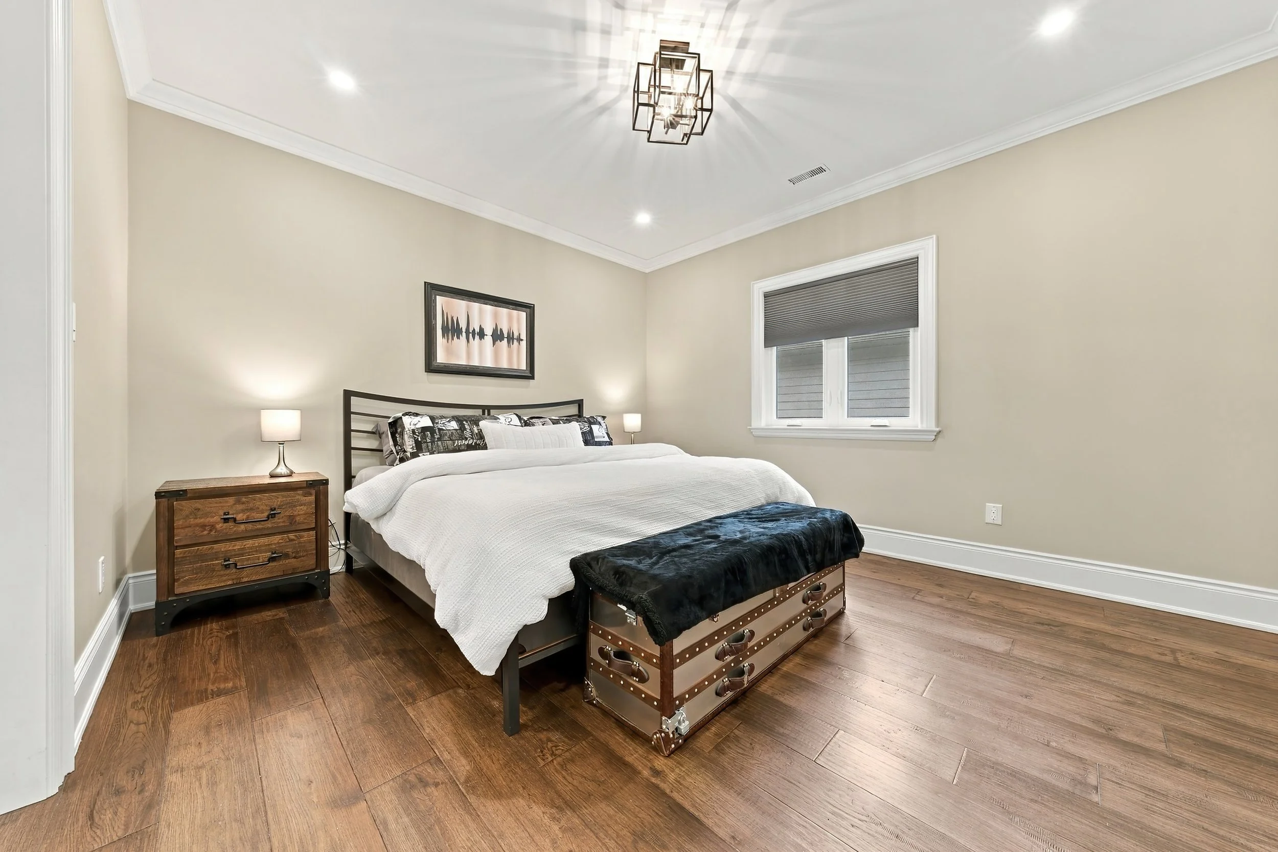 47 - 4369 Lakeshore Rd, Burlington.jpg
