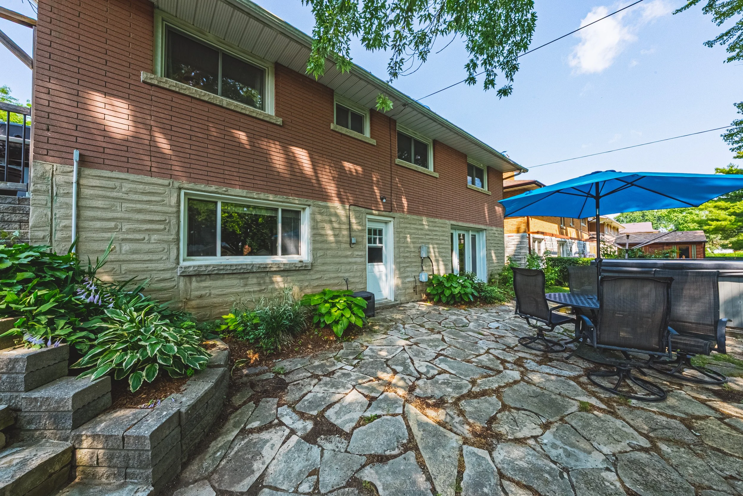 37 - 1821 Biscayne Dr, Cambridge.jpg