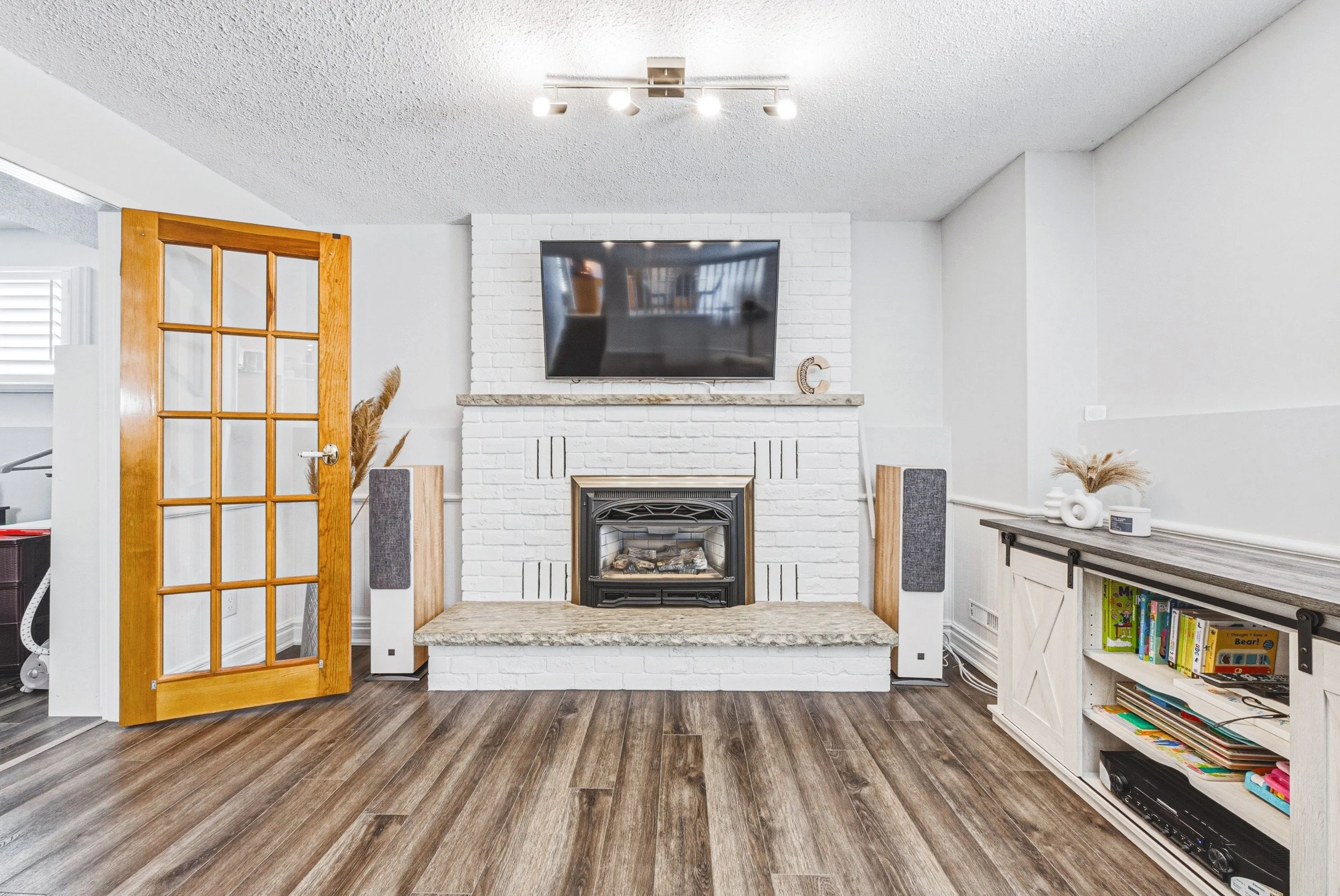 26 - 32 Ainsworth St, Stoney Creek.jpg