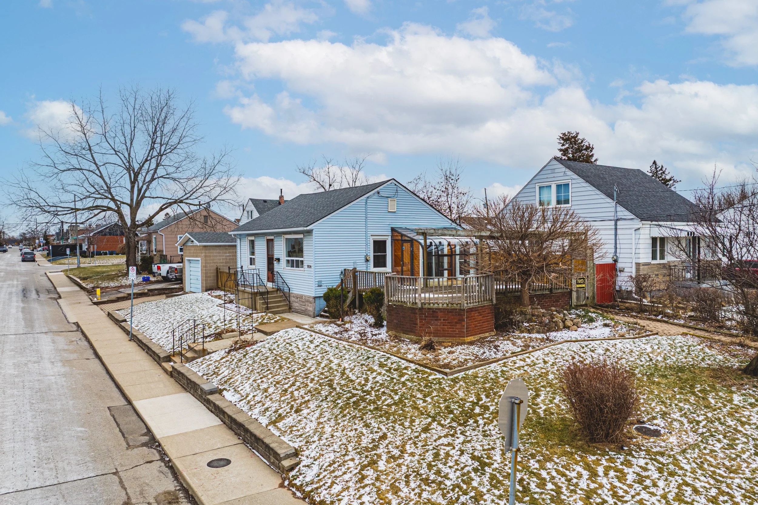 3 - 1124 Dunsmure, Hamilton.jpg