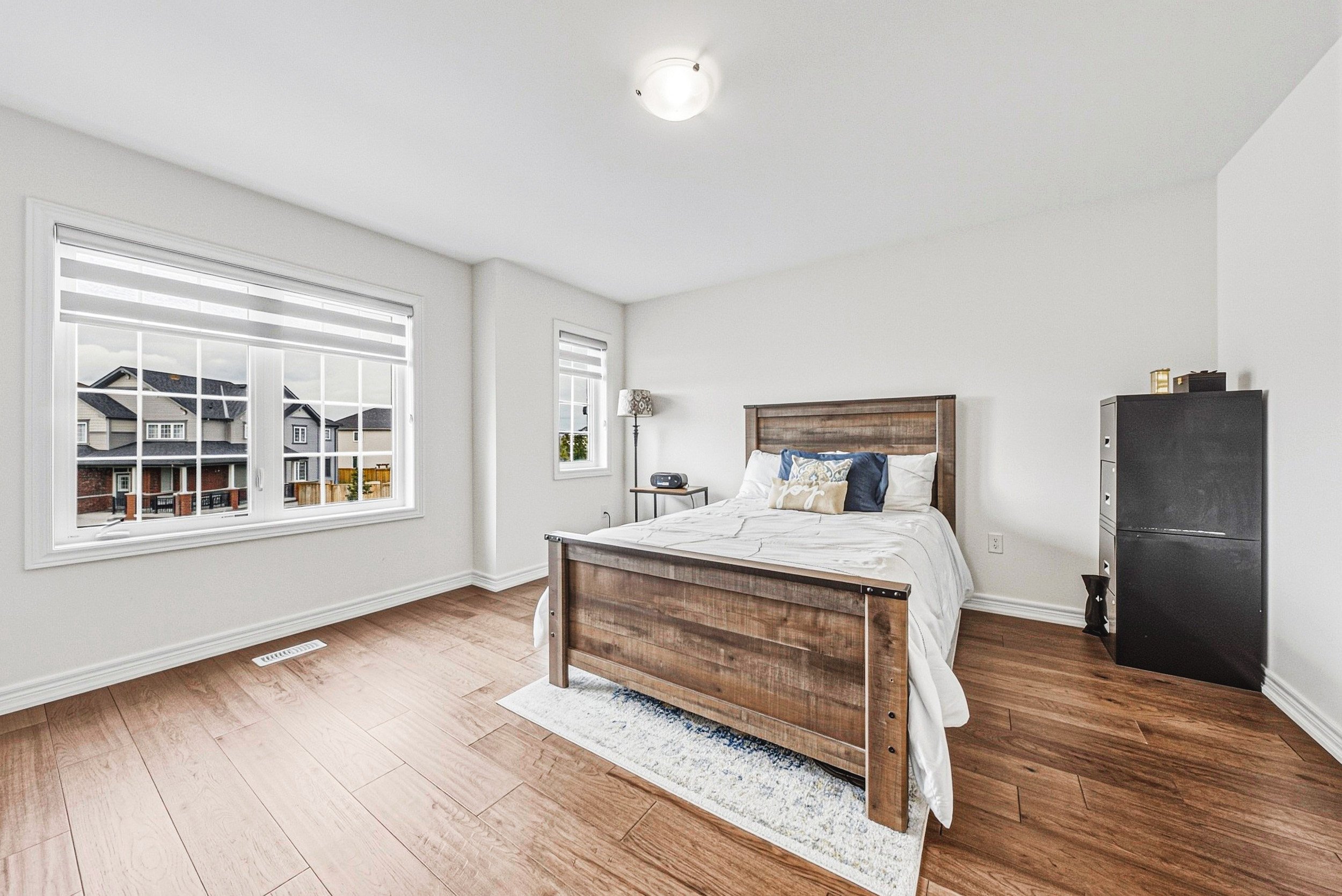 38 - 733 Gilmour Cres, Shelburne.jpg