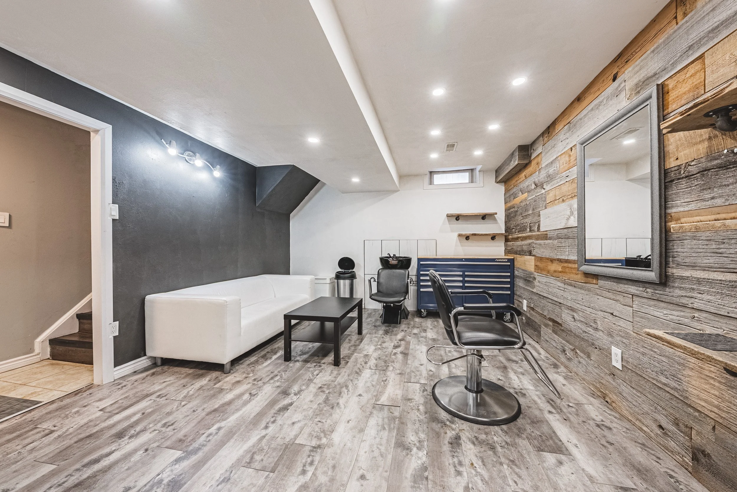 42 - 6 Second Rd W, Stoney Creek.jpg