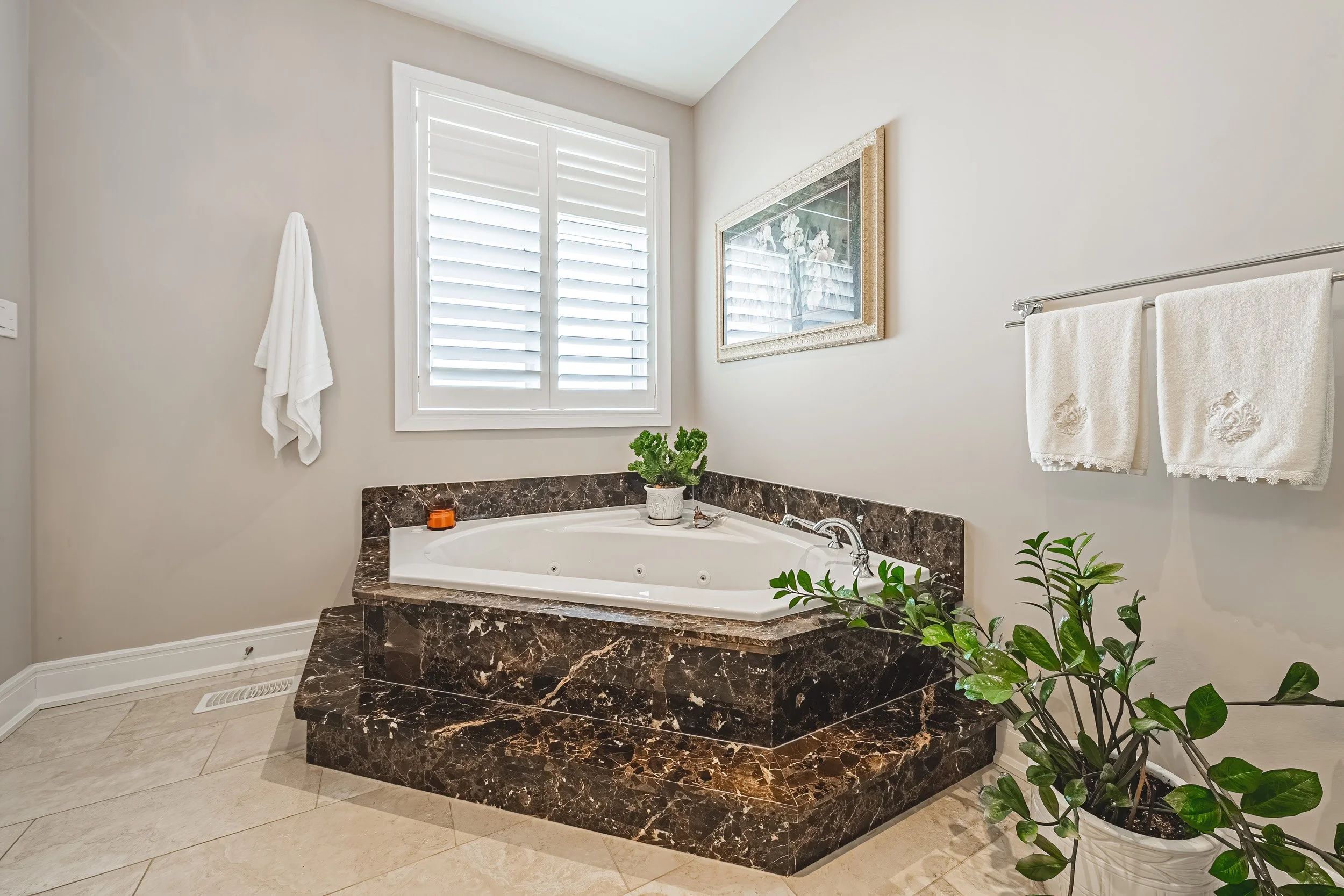26 - 1214 Hwy 8, Stoney Creek.jpg