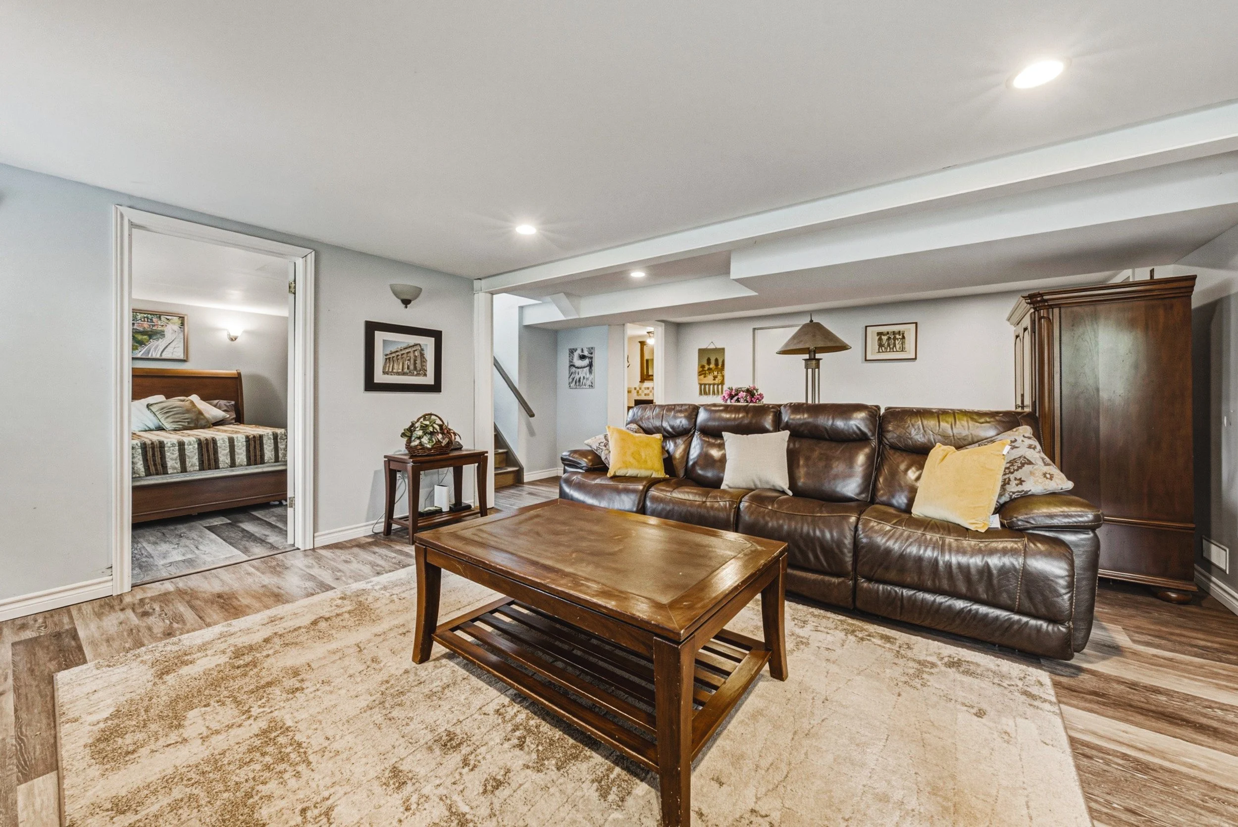 21 - 1821 Biscayne Dr, Cambridge.jpg