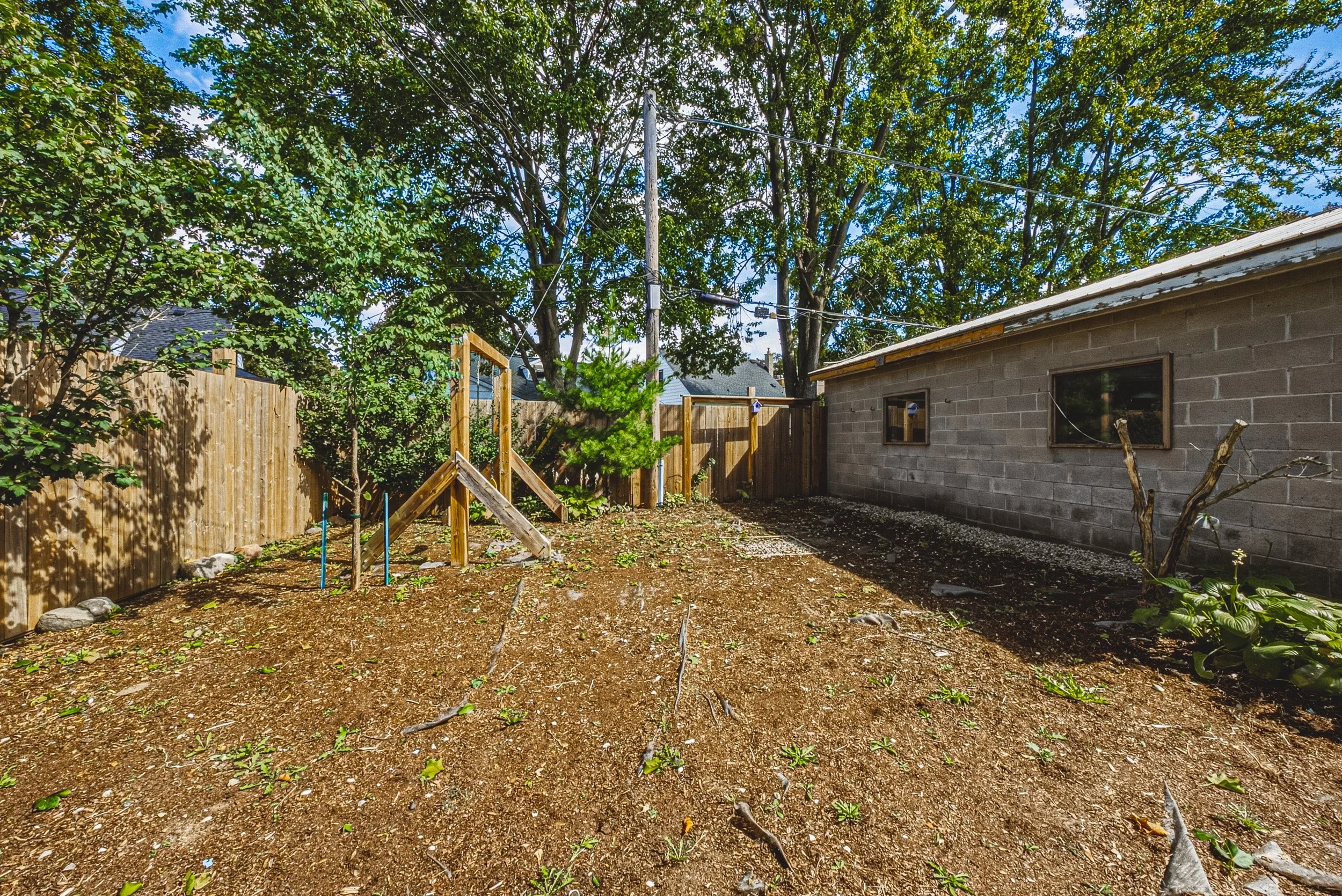 29 - 12 Stevenson Ave, London.jpg
