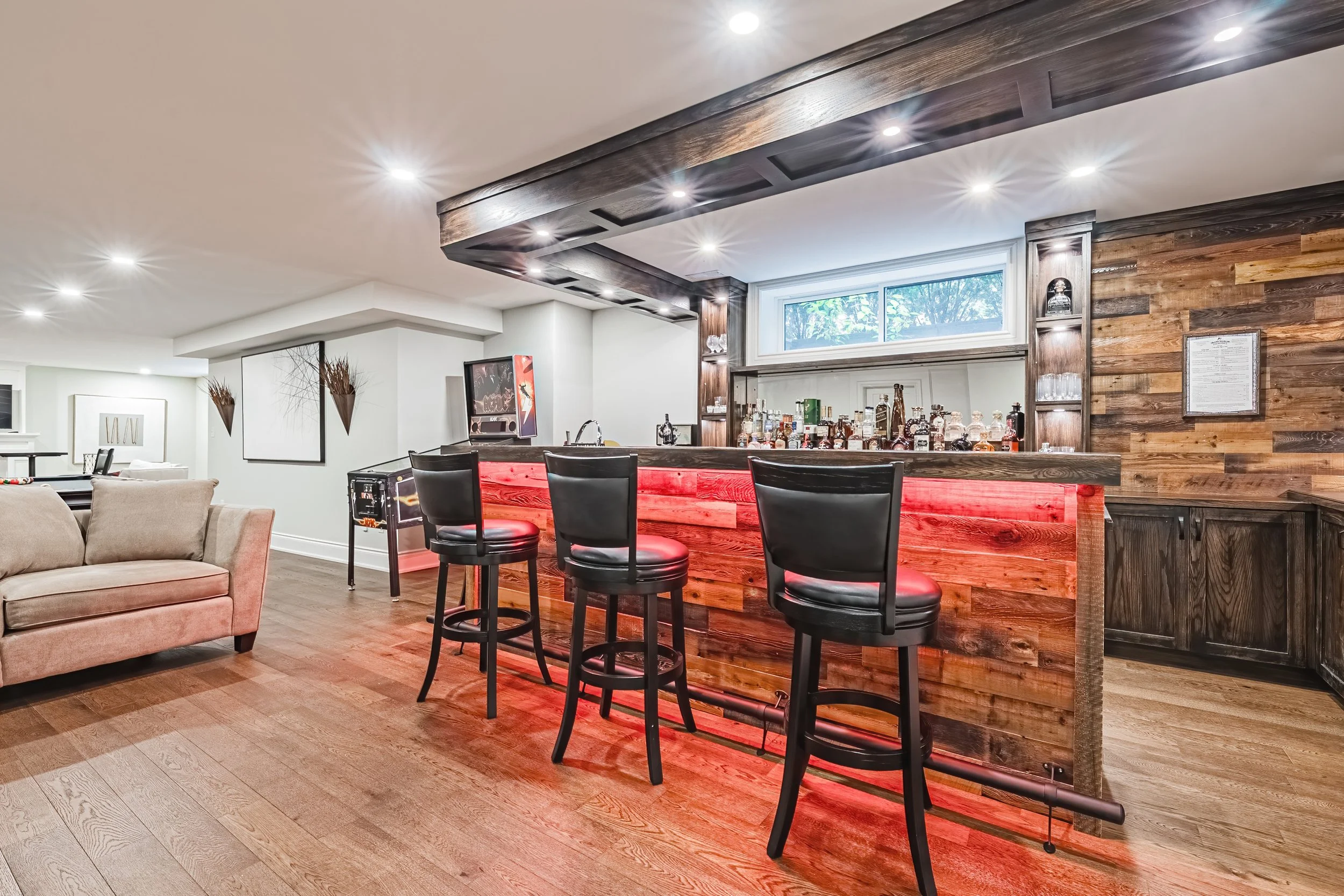 53 - 4369 Lakeshore Rd, Burlington.jpg