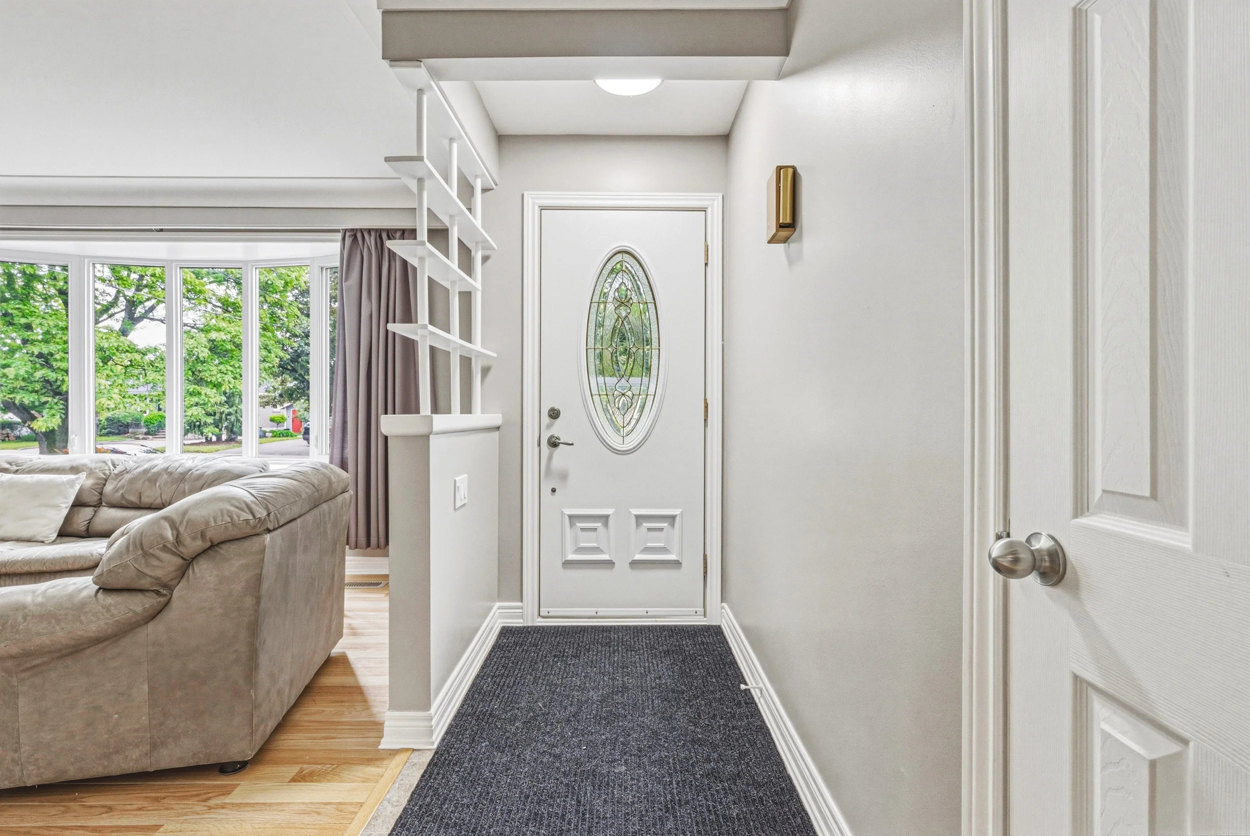 7 - 1208 Homewood Dr, Burlington.jpg