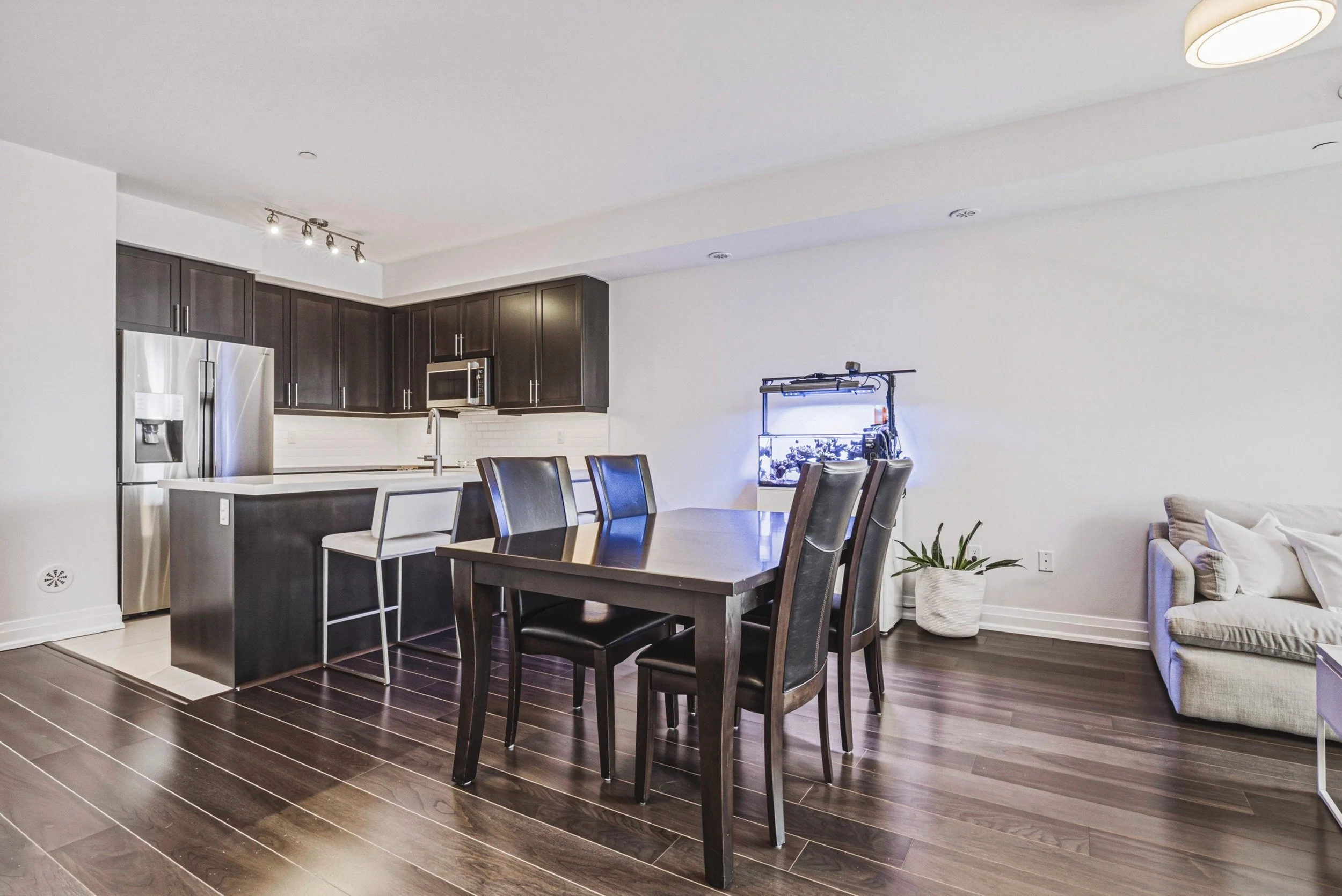 13 - 10 Drummond St #505, Etobicoke.jpg