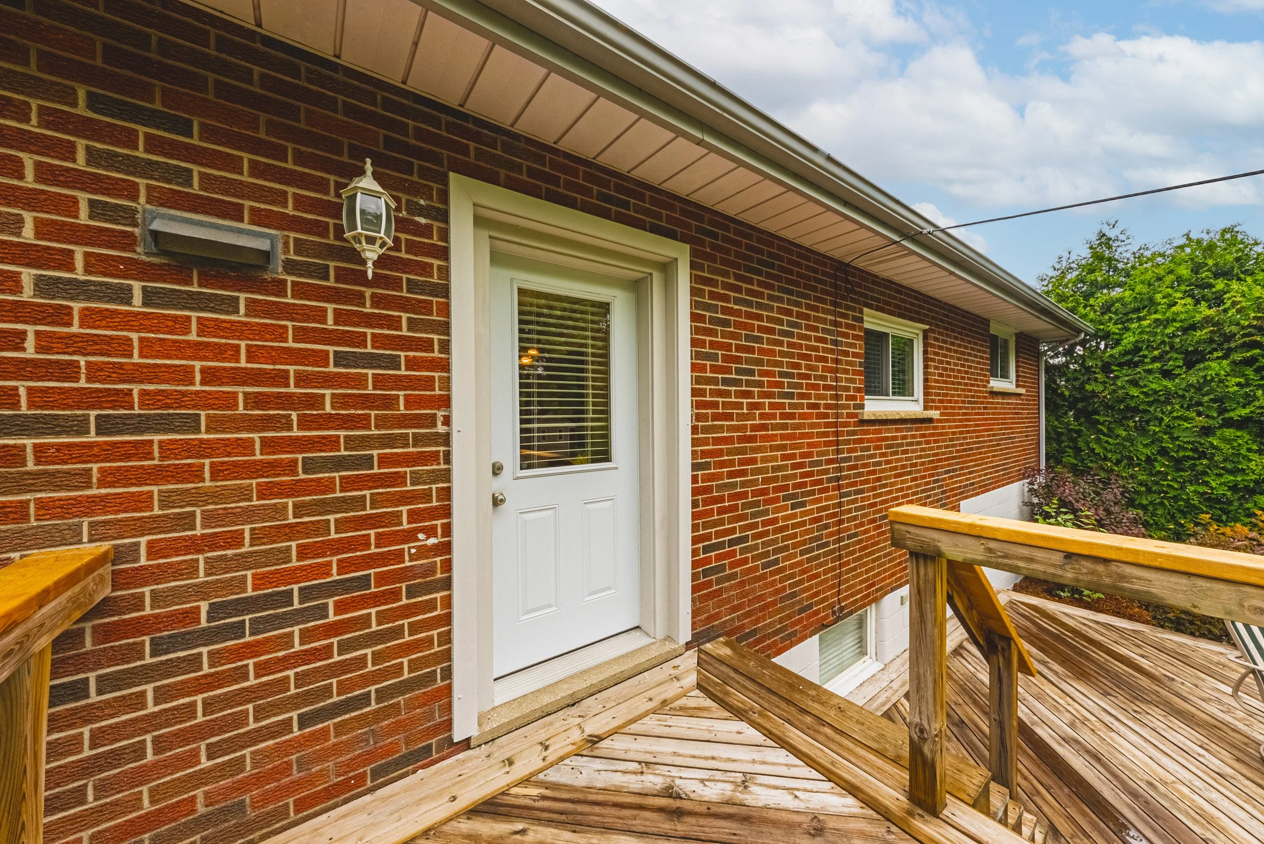 29 - 1208 Homewood Dr, Burlington.jpg