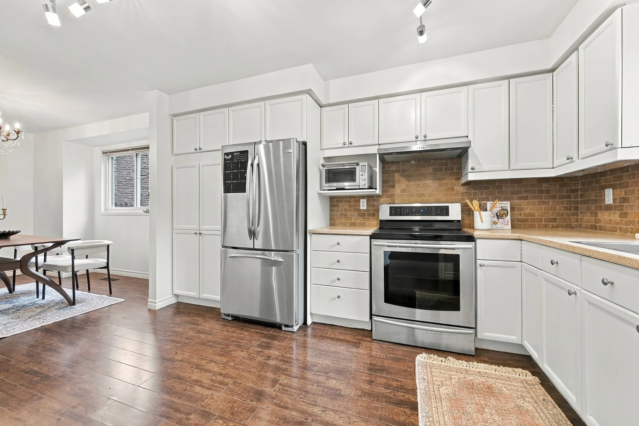 17 - 3453 Hannibal Rd, Burlington.jpg