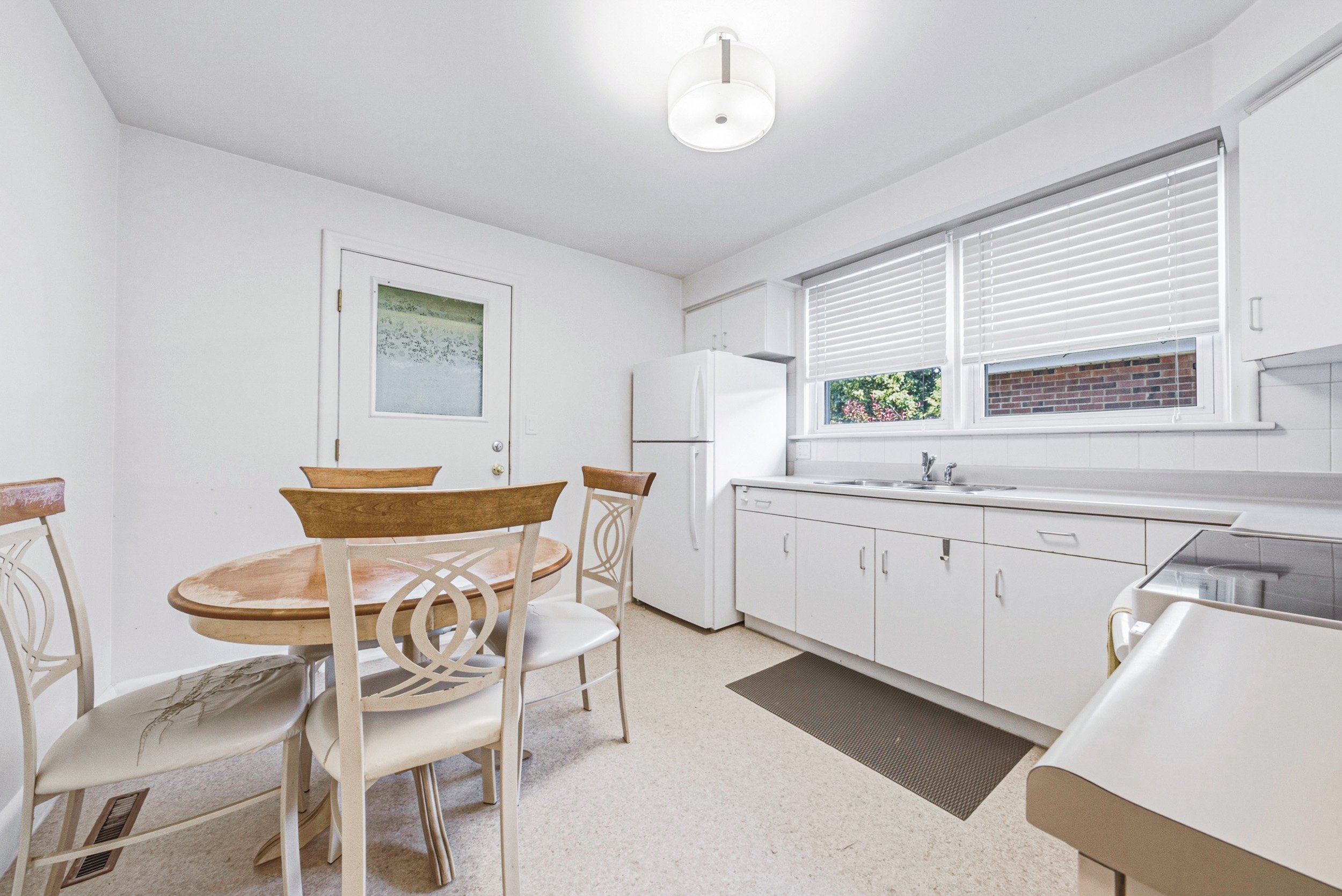 14 - 208 Glencarry Ave, Hamilton.jpg