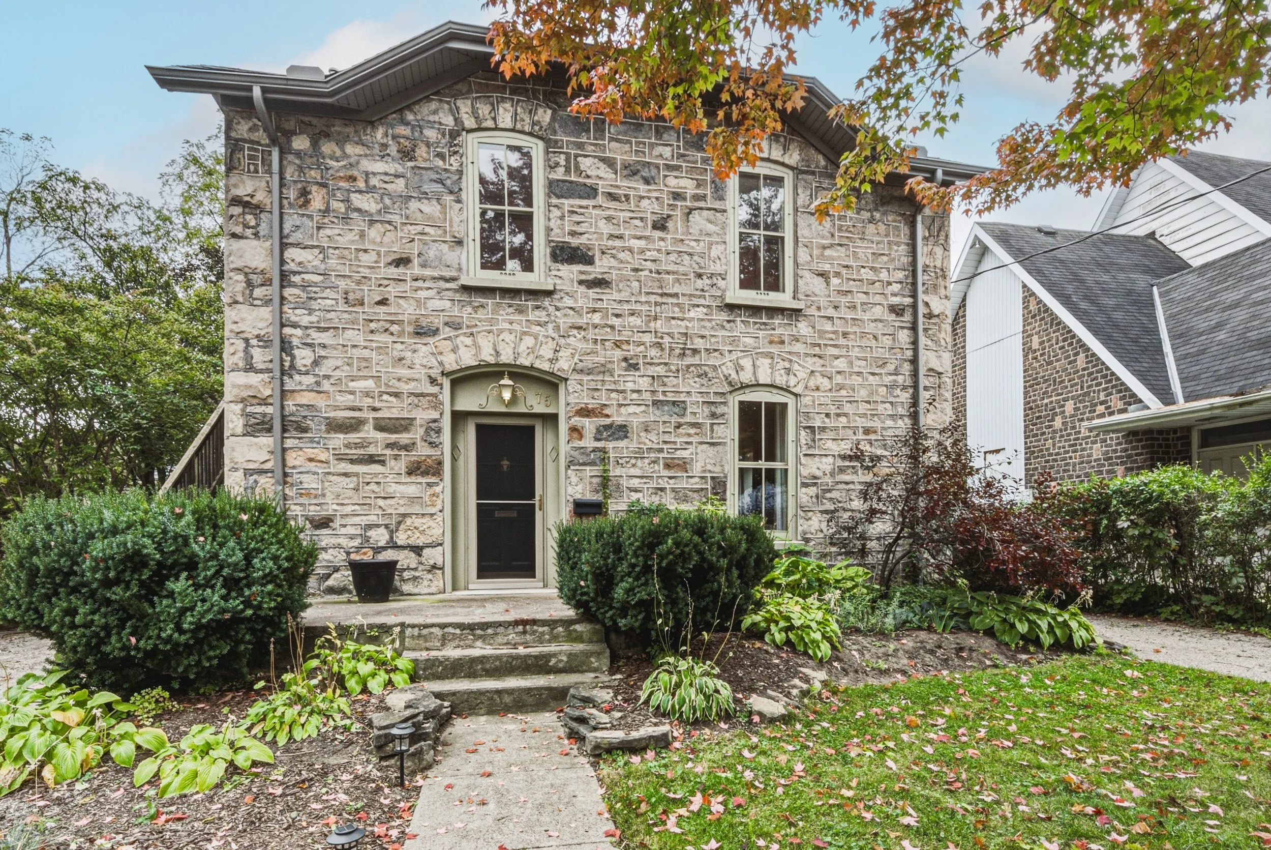 1 - 75 Pollock Ave, Cambridge.jpg