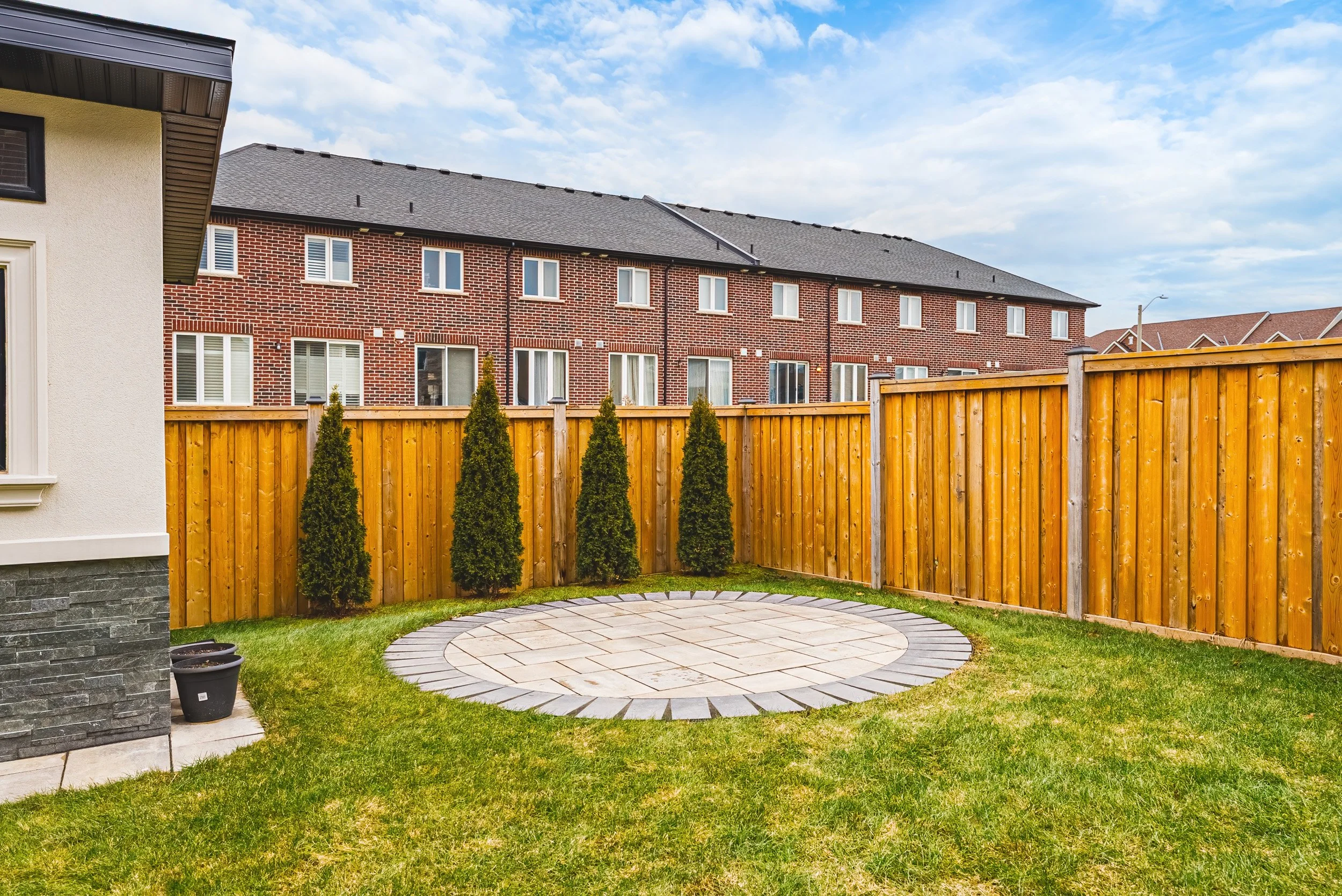 52 - 90 Robertson Rd, Ancaster.jpg