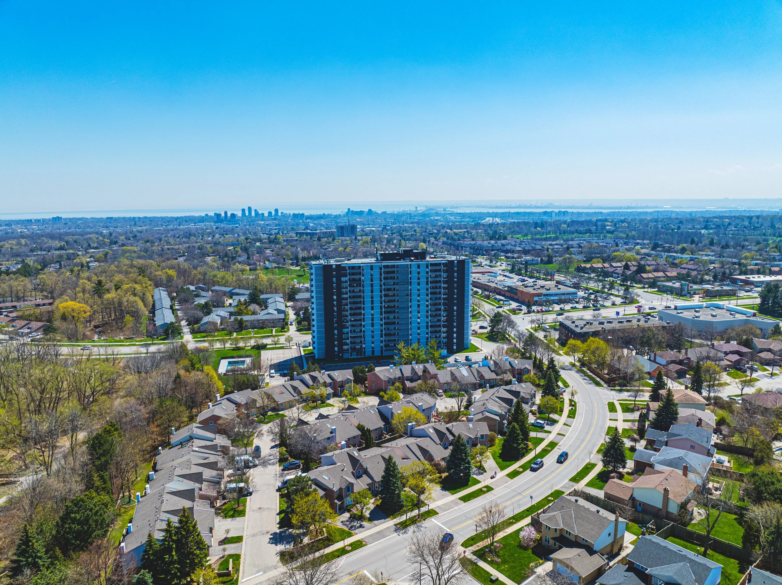 45 - 2055 Upper Middle Rd #705, Burlington.jpg