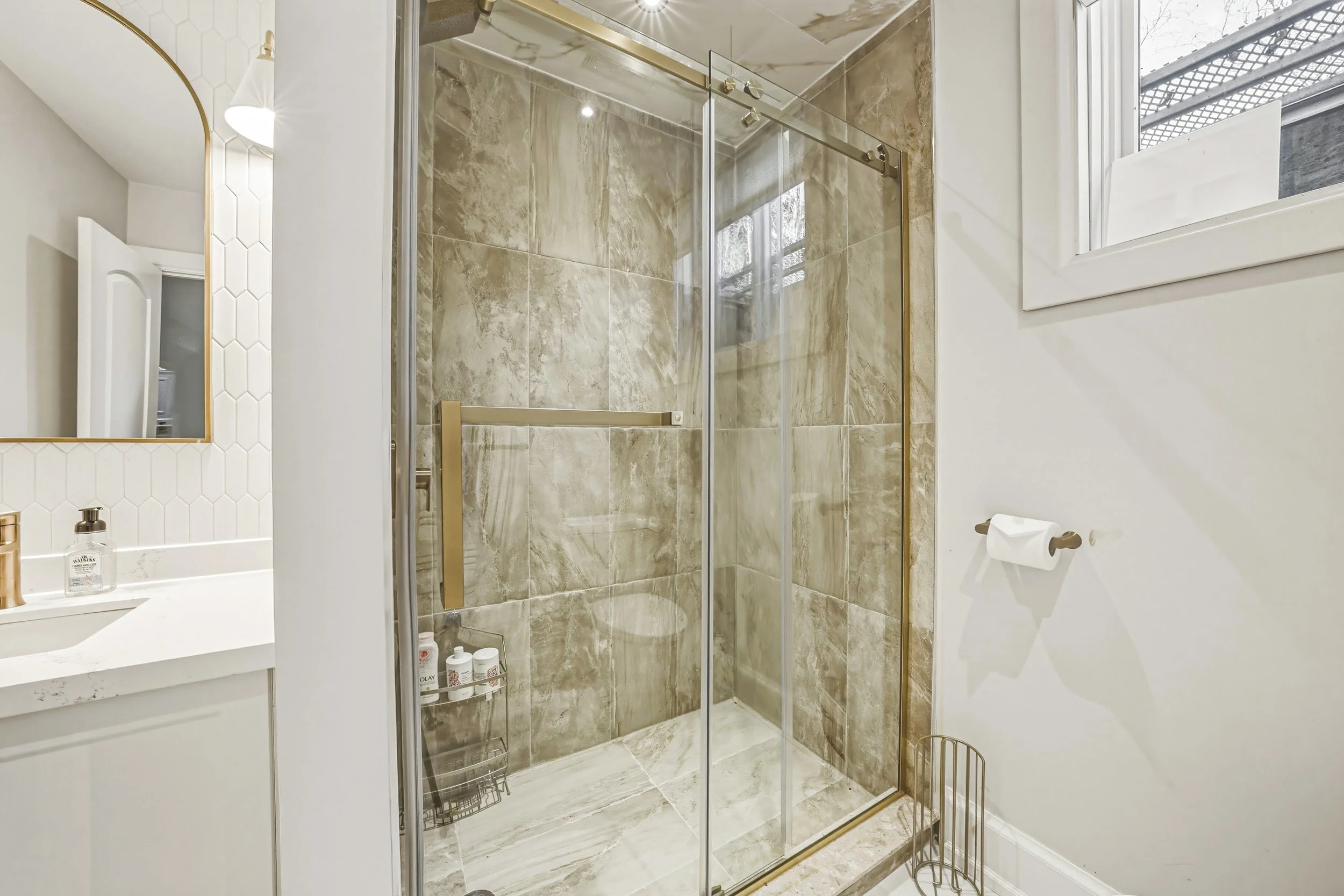 49 - 476 Patricia Dr, Burlington.jpg